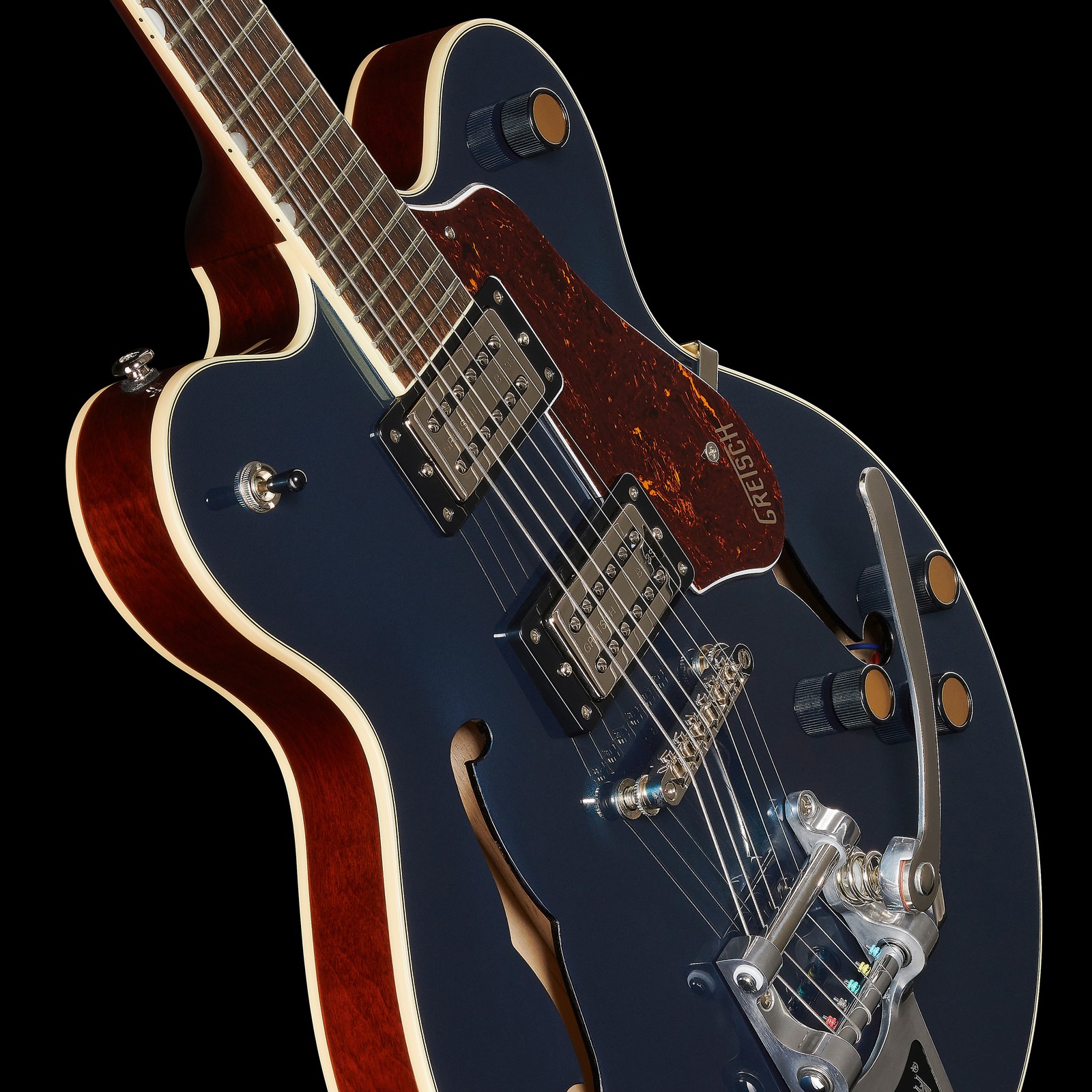 Bigsby Tremolo und Broadtron Humbucker auf der Gretsch G2622T Streamliner Cb Dc DD