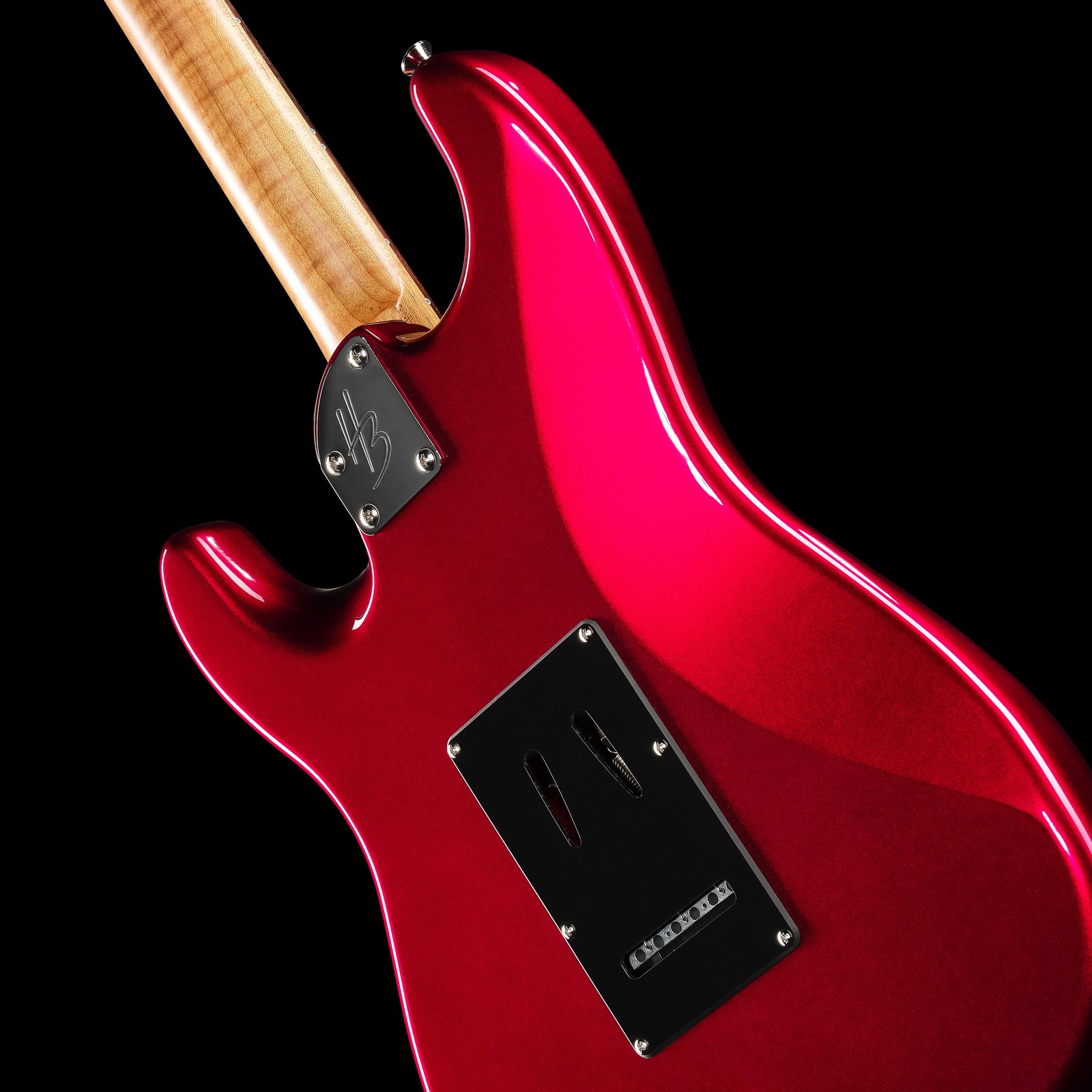 Geschraubter Hals auf der Rückseite der Harley Benton ST-Modern Plus HSS DRM