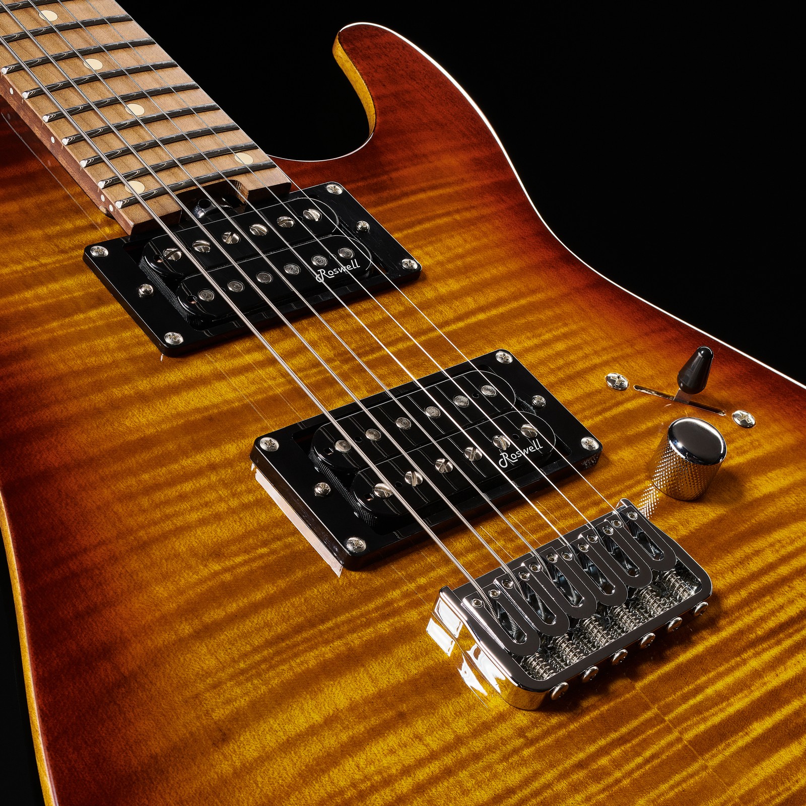 Zwei Humbucker Tonabnehmer auf der Vorderseite der  Harley Benton Fusion-III HH HT Roasted FBB