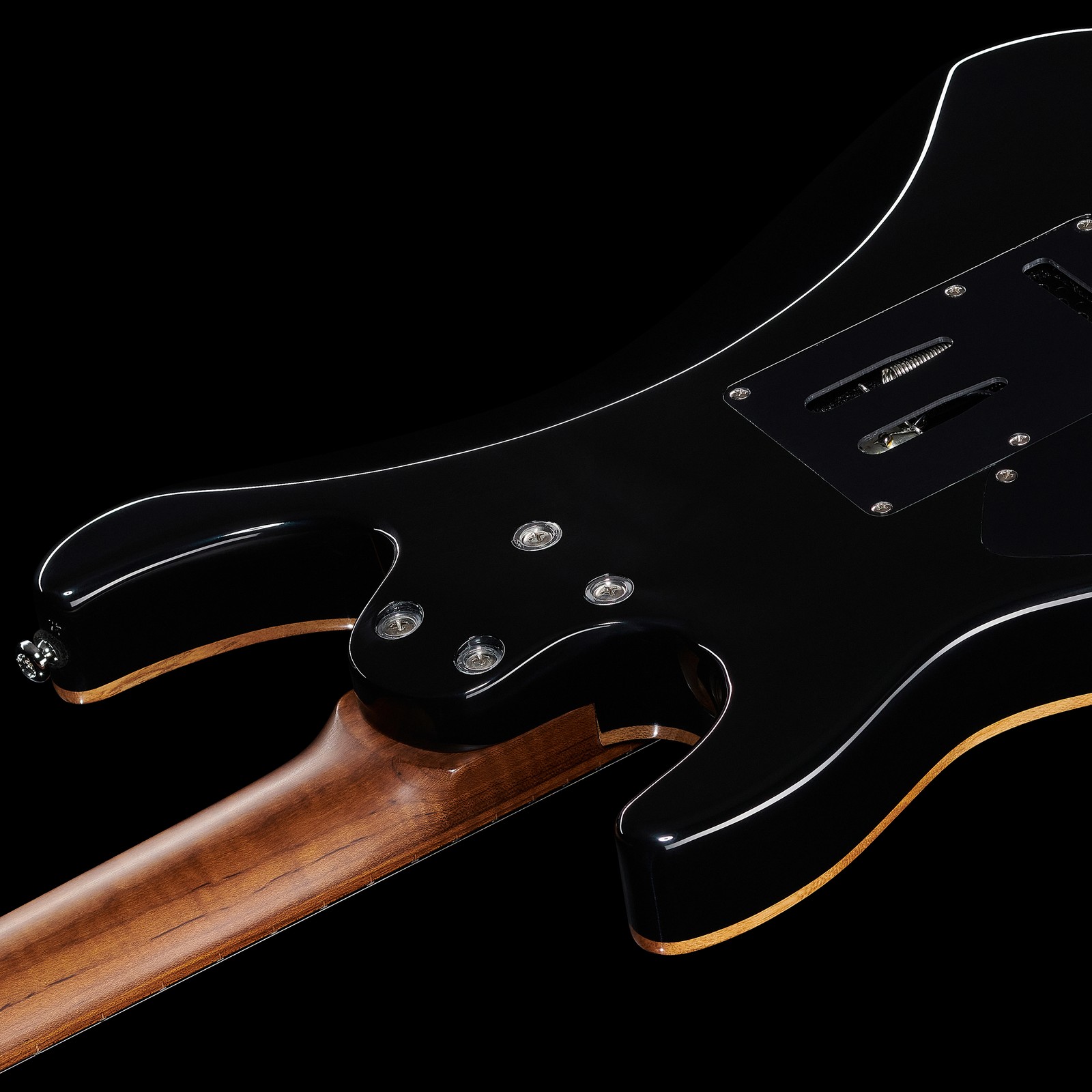 Transición del mástil de la guitarra eléctrica Harley Benton Fusion-III HSH Roasted FBLB