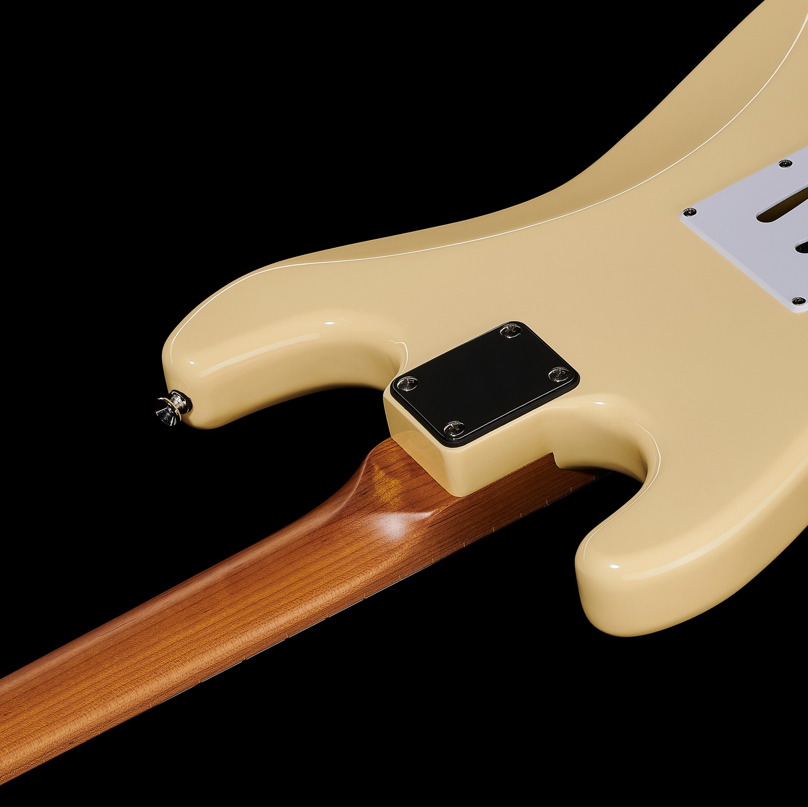 Gerösteter Ahornhals auf der Rückseite der Harley Benton ST-62 Maple Neck Vintage White Vintage Series