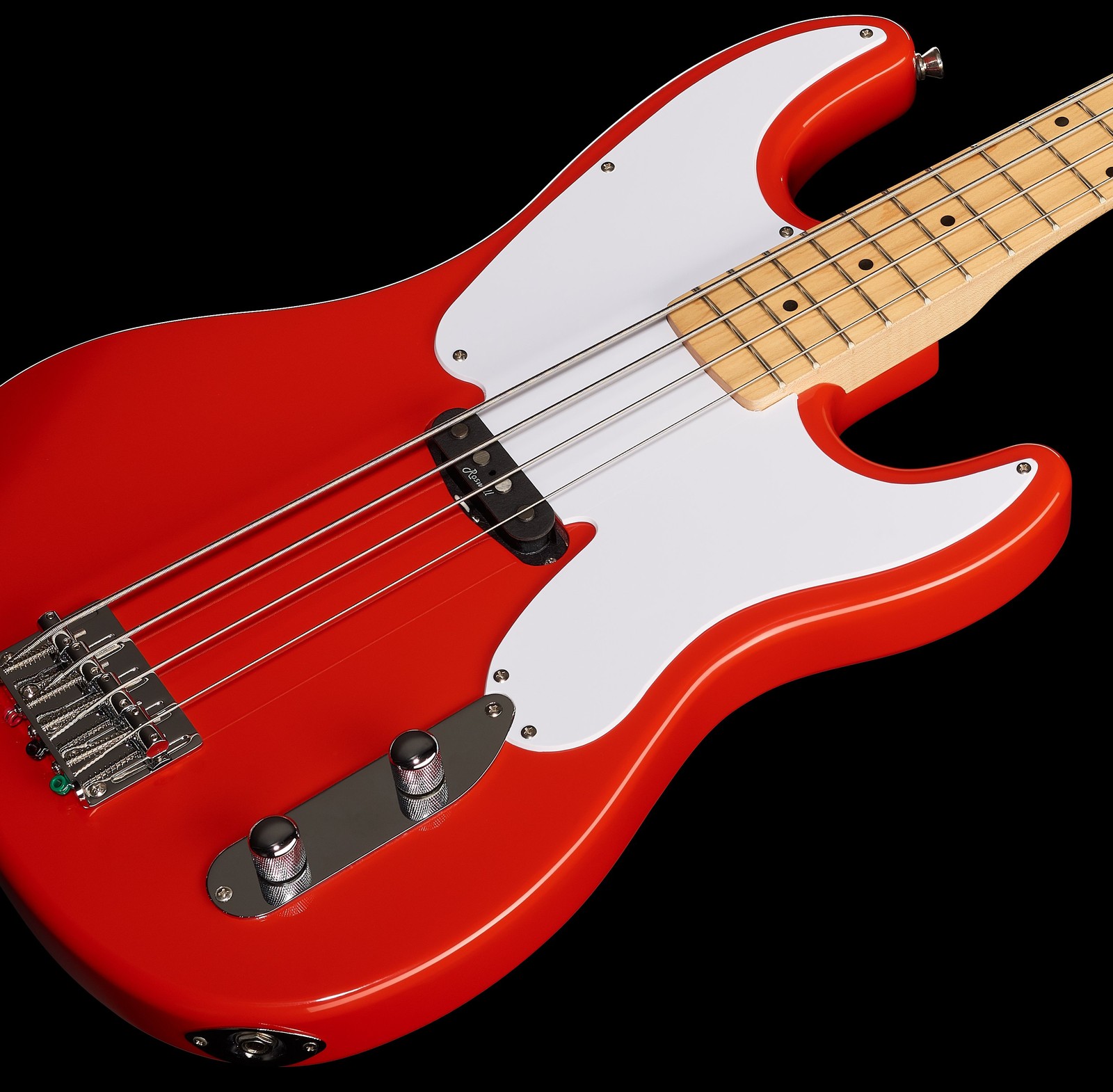 Harley Benton PB-50 FR Vintage Series electric bass with Roswell VTN4 Vista Alnico-5 vintage PB-style single coil pickup 