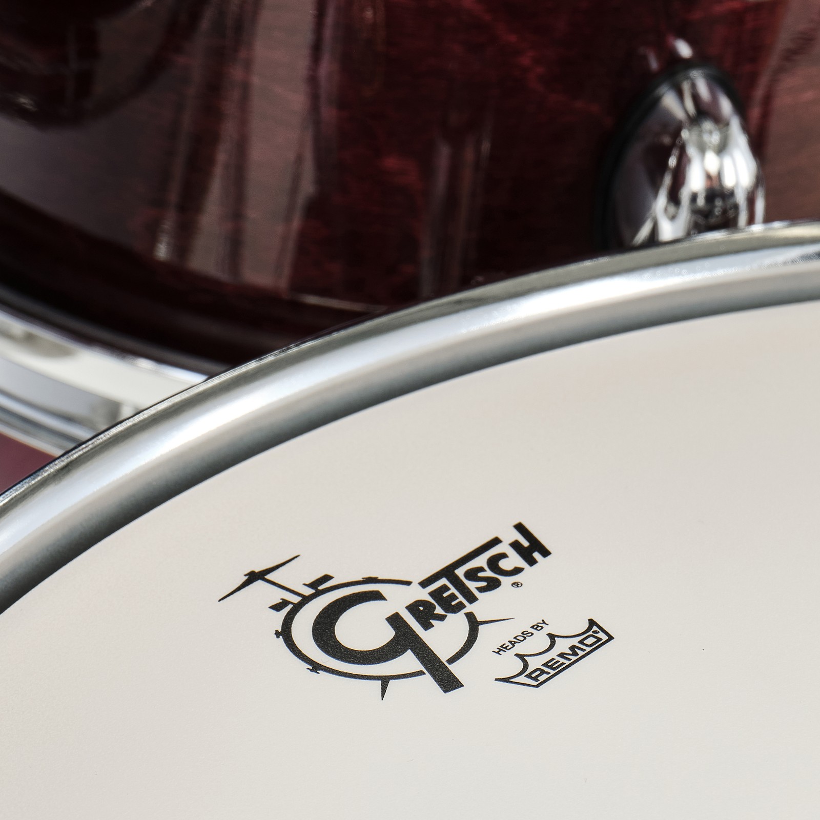 Herstellerlogo auf Gretsch Catalina Maple Snarefell