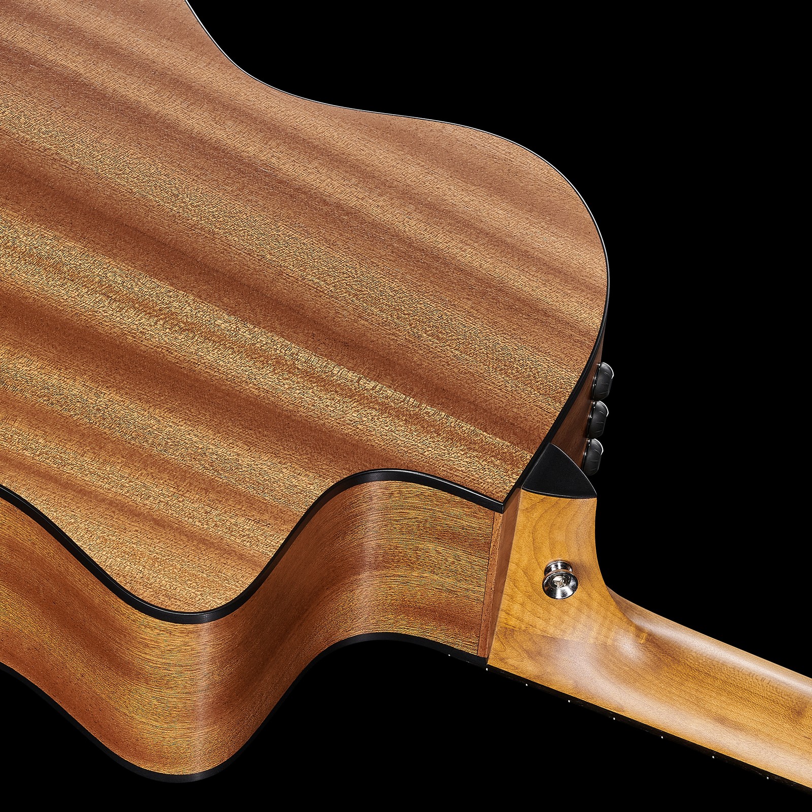 Halsansatz der Taylor 114ce-S Sapele Lefthand 