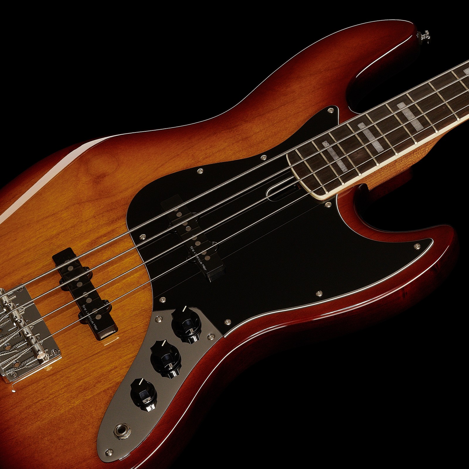 Singlecoils am  Marcus Miller V5R Alder-4 TS