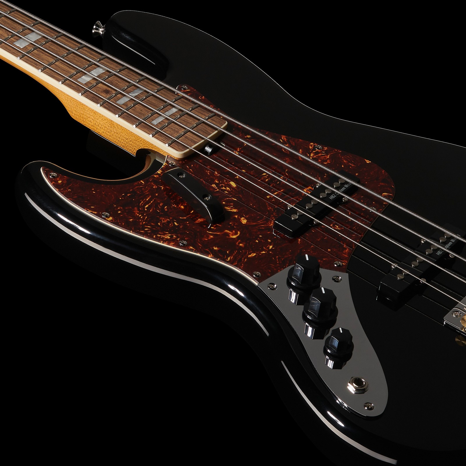 Singlecoil Tonabnehmer auf dem Harley Benton MV-4JB LH Black Bass