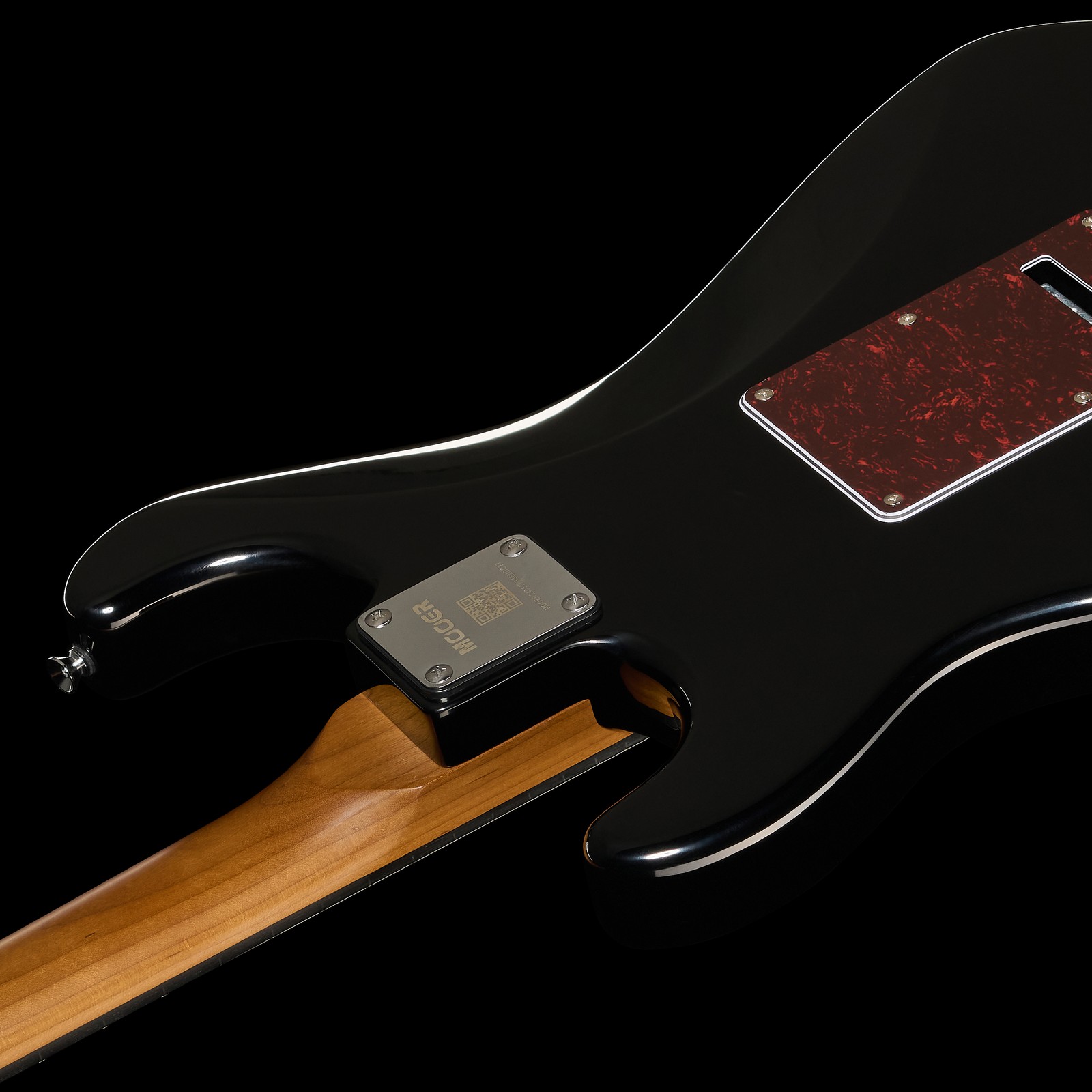 Fixation du manche de la guitare Mooer MSC10 Pro Black