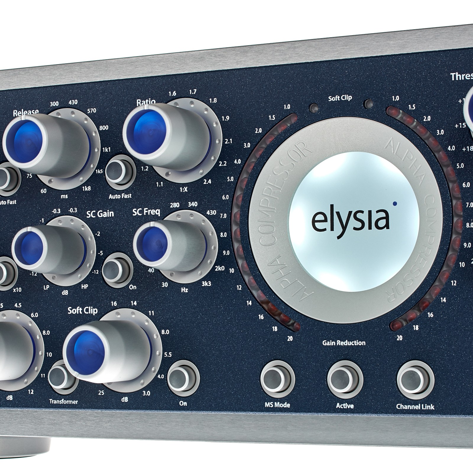 Elysia Alpha Compressor Frontseite mit Herstellerlogo