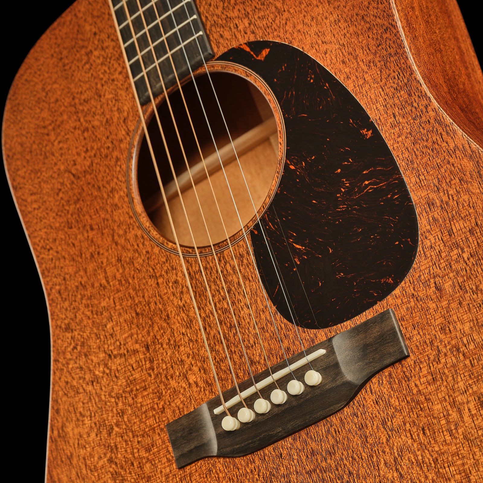 Mahagonidecke der Martin Guitar D17 Westerngitarre