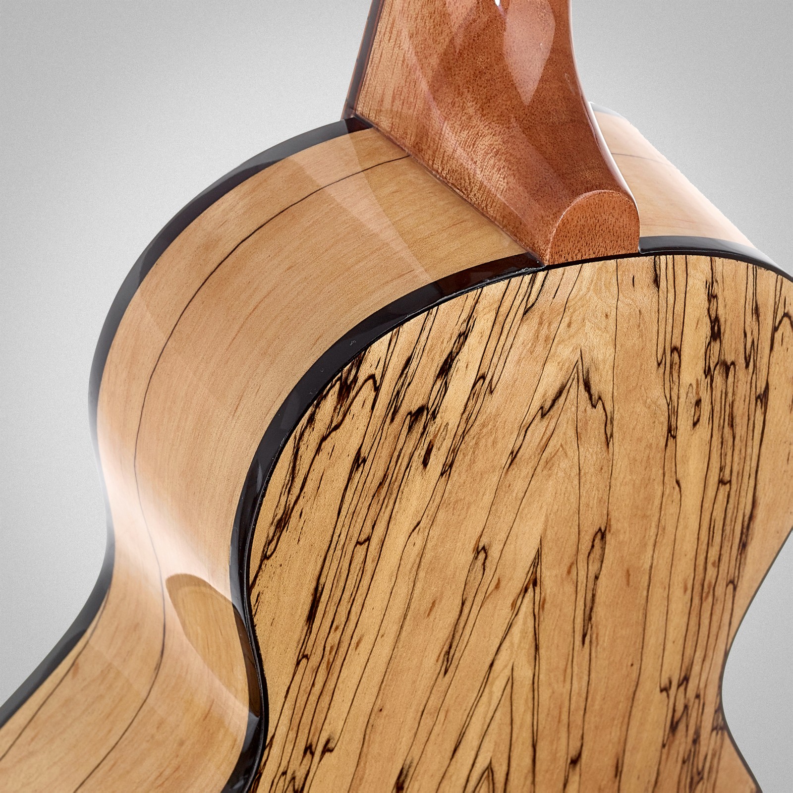 Rückseite der Harley Benton Kahuna CLU-32C