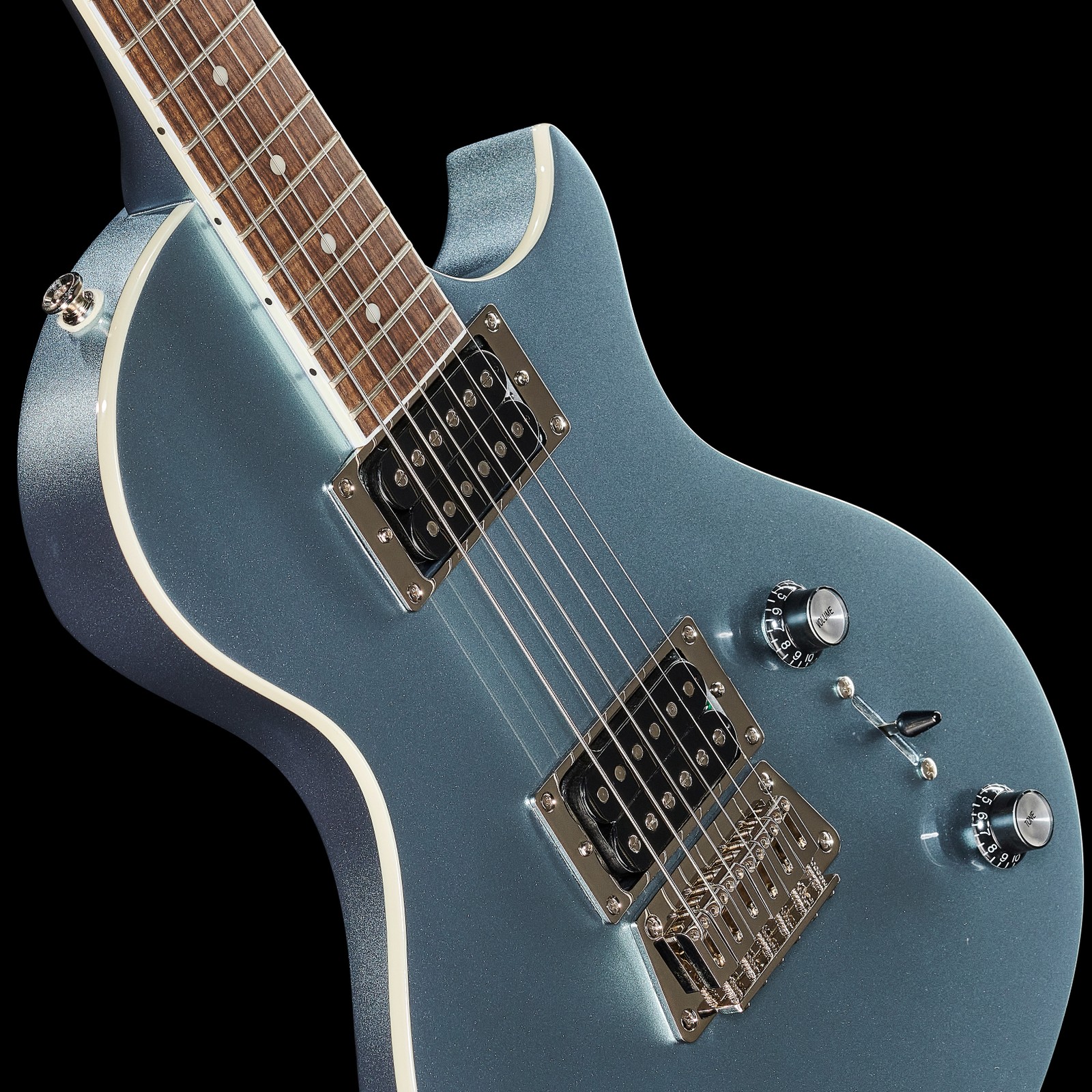Zwei Humbucker auf der Epiphone Waxx Nighthawk Studio