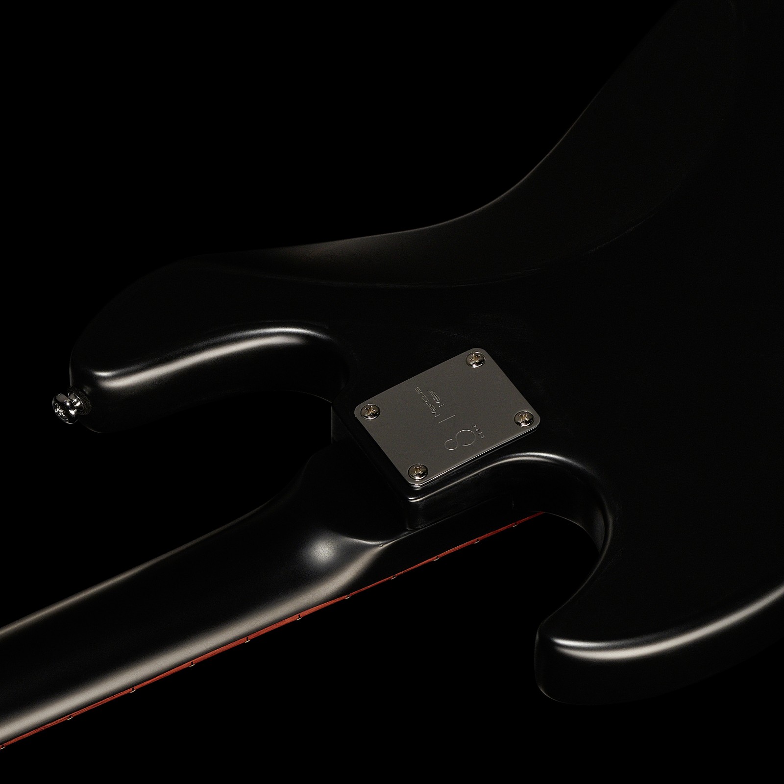 Geschraubter Hals auf der Rückseite des Marcus Miller V3P-4 BKS