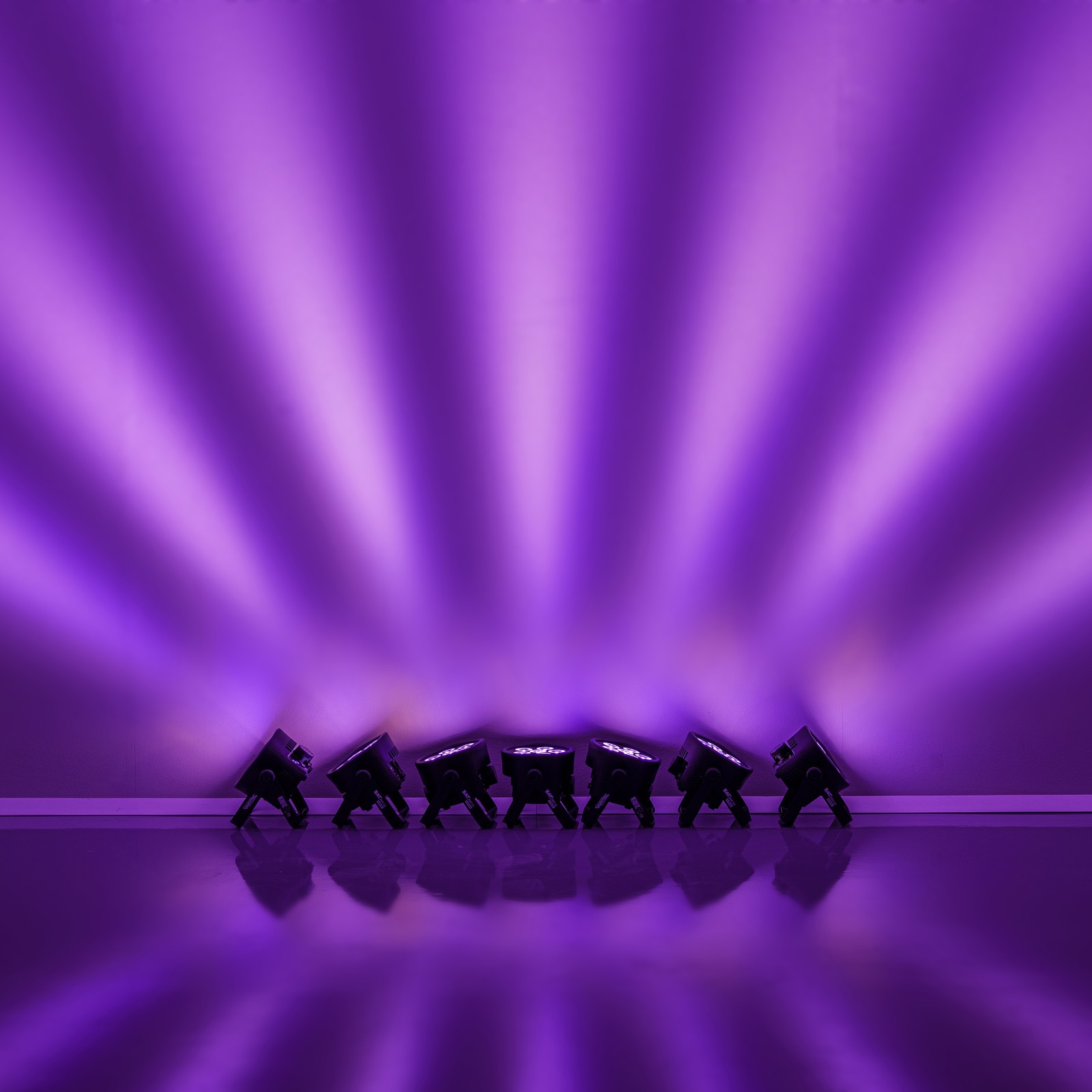 Varytec bat.PAR V2 RGBWW Akkubetriebener LED-Scheinwerfer in Aktion