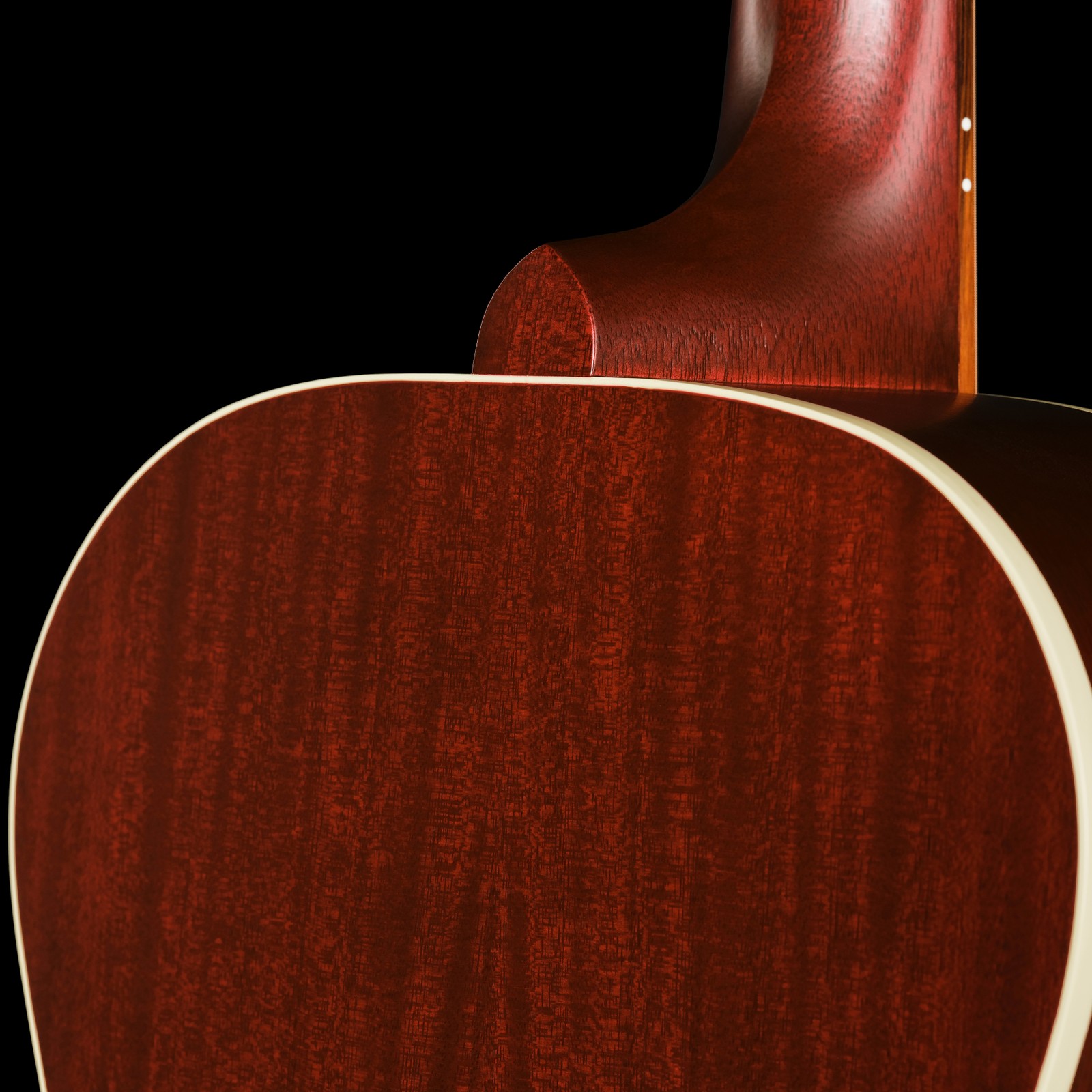 Halsübergang der Gibson L-00 Special Wine Red Westerngitarre