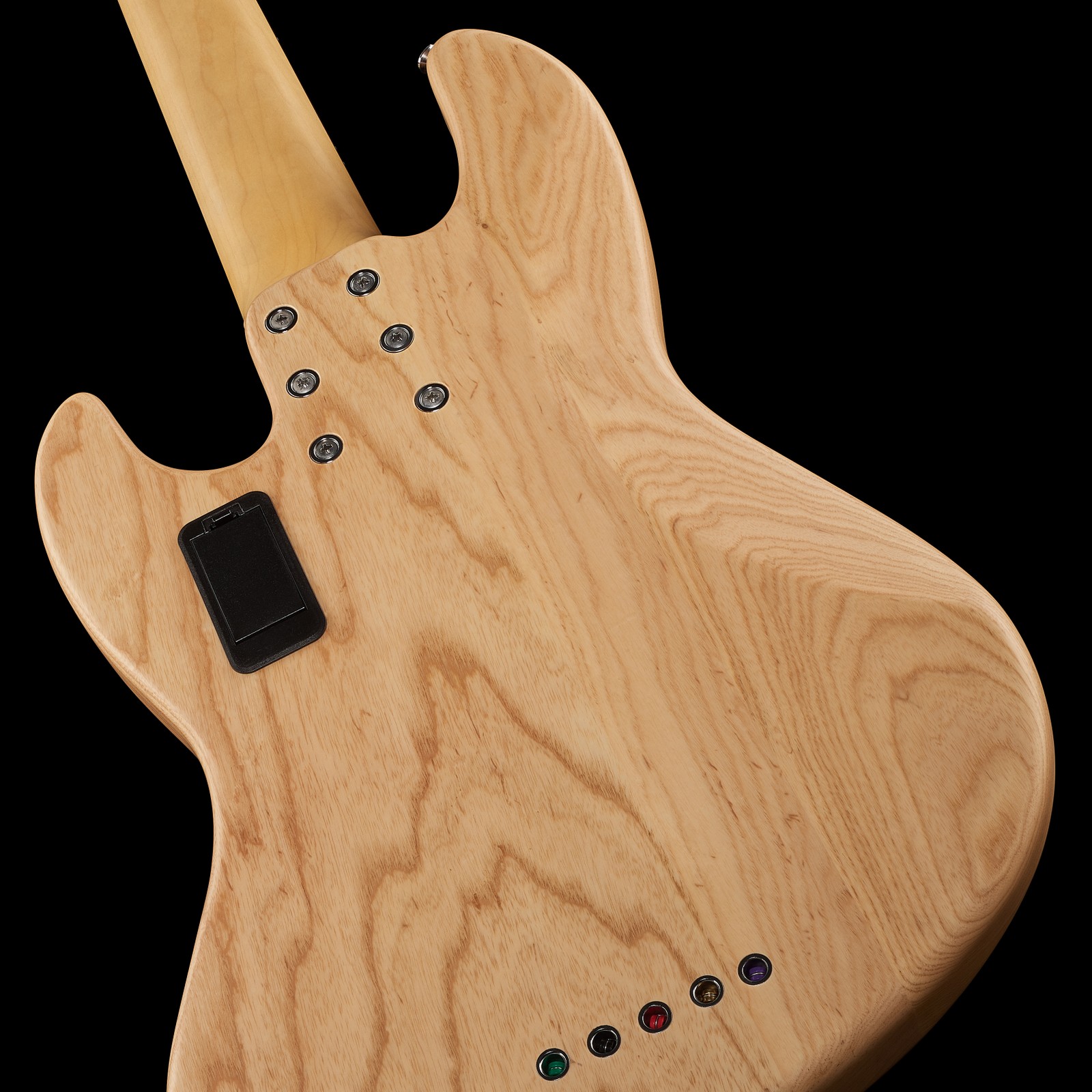 Halsübergang des Harley Benton Enhanced MJ-5MN Natural 5-Saiter E-Bass