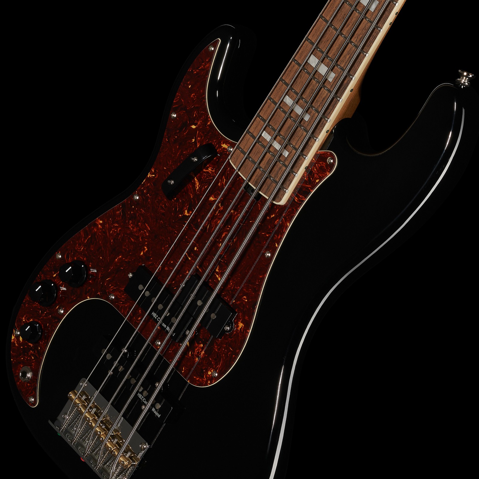 Erle Korpus des Harley Benton MV-5PJ LH Black