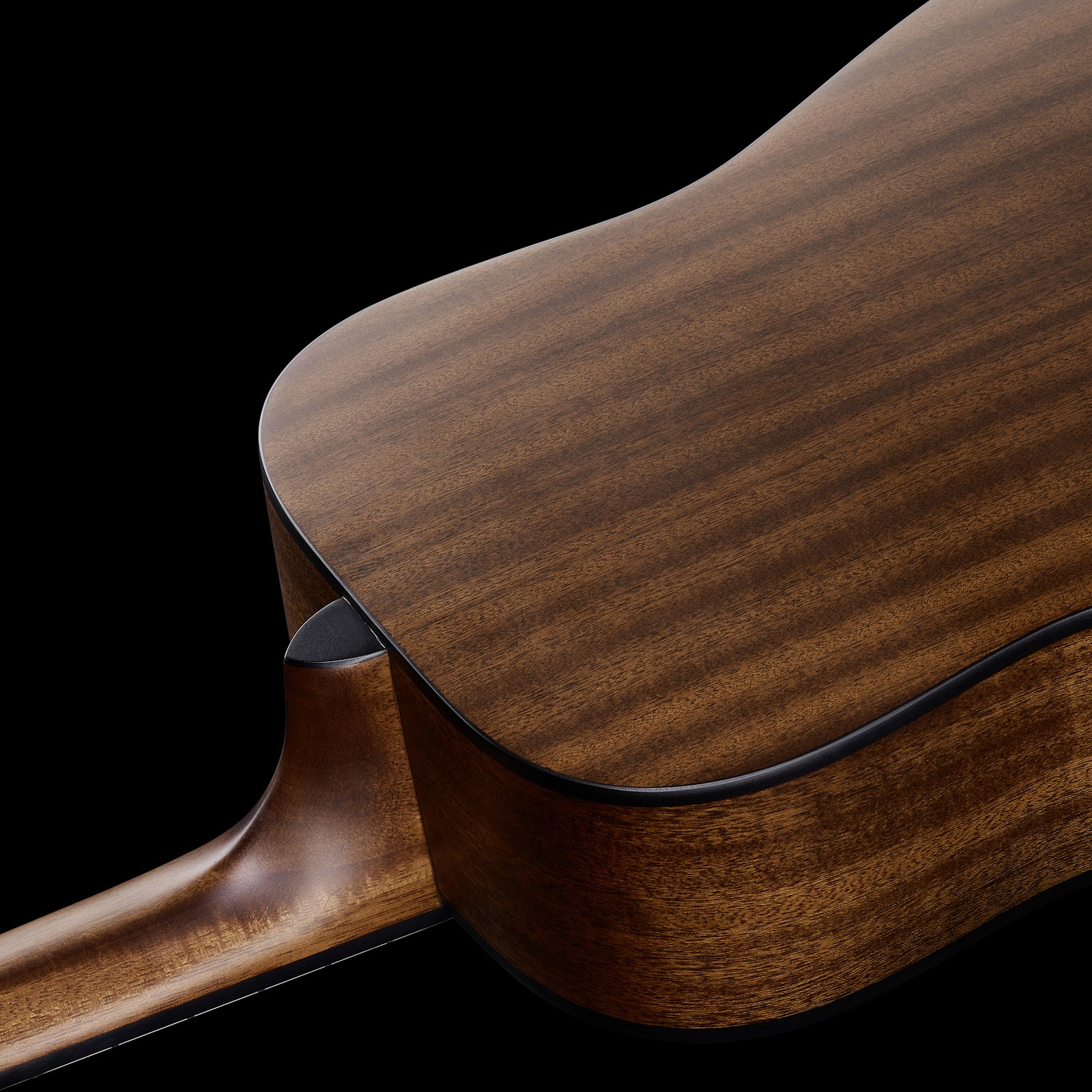 Fender FA-15 3/4 WN Black's sapele mahogany body – back view