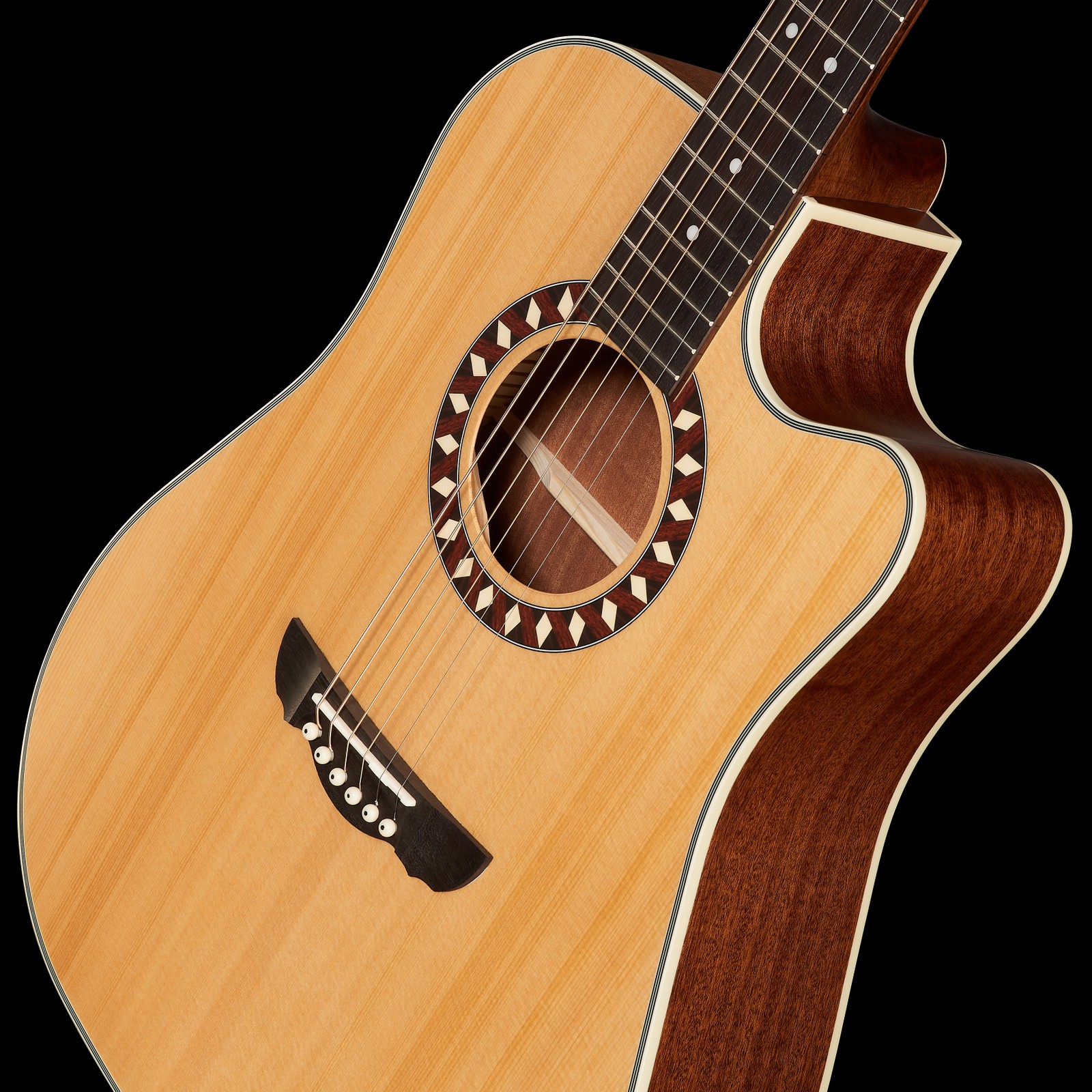 Fichtendecke der Harley Benton Custom Line CLD-1048SCE NS von vorne