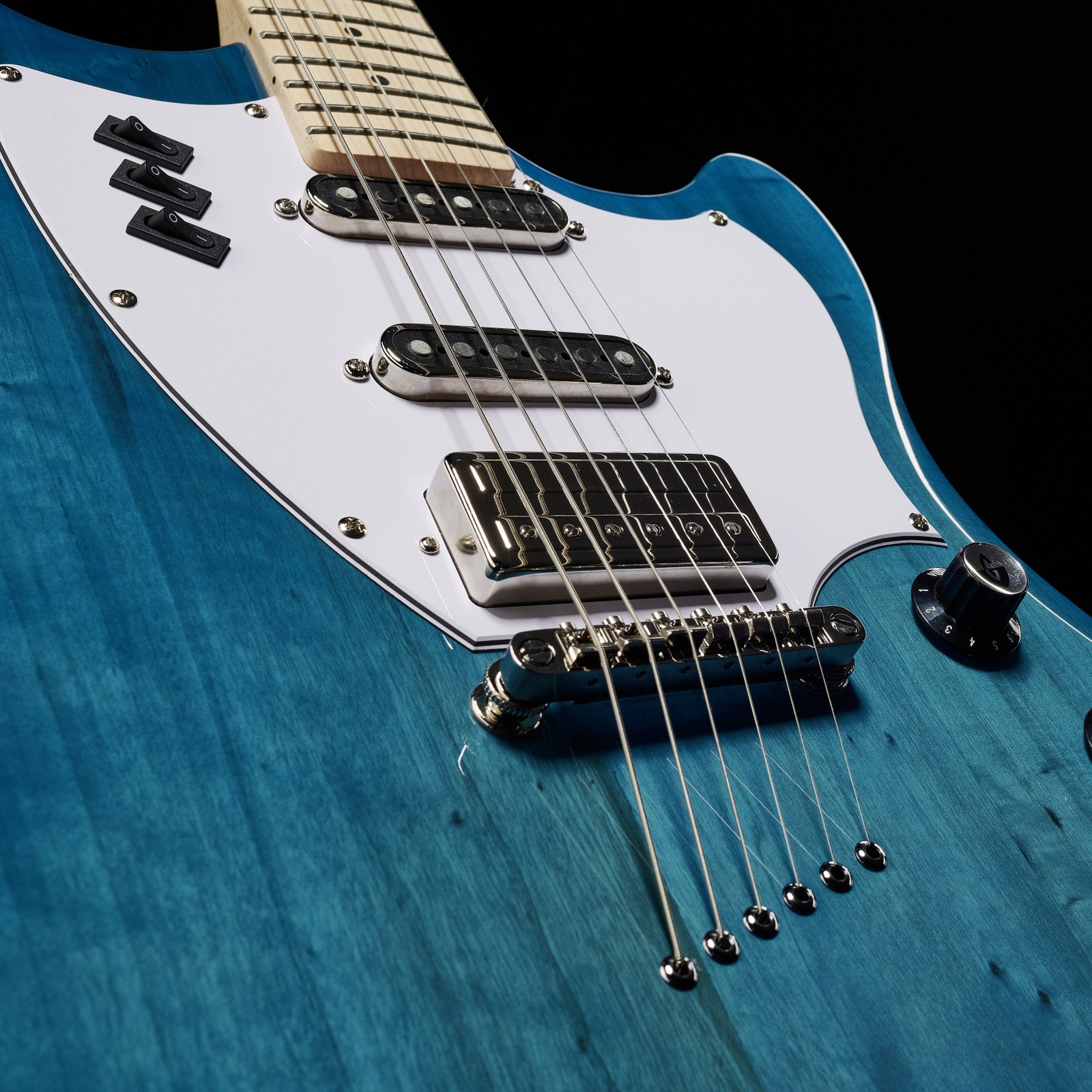 Guild Surfliner Catalina Blue Pickups