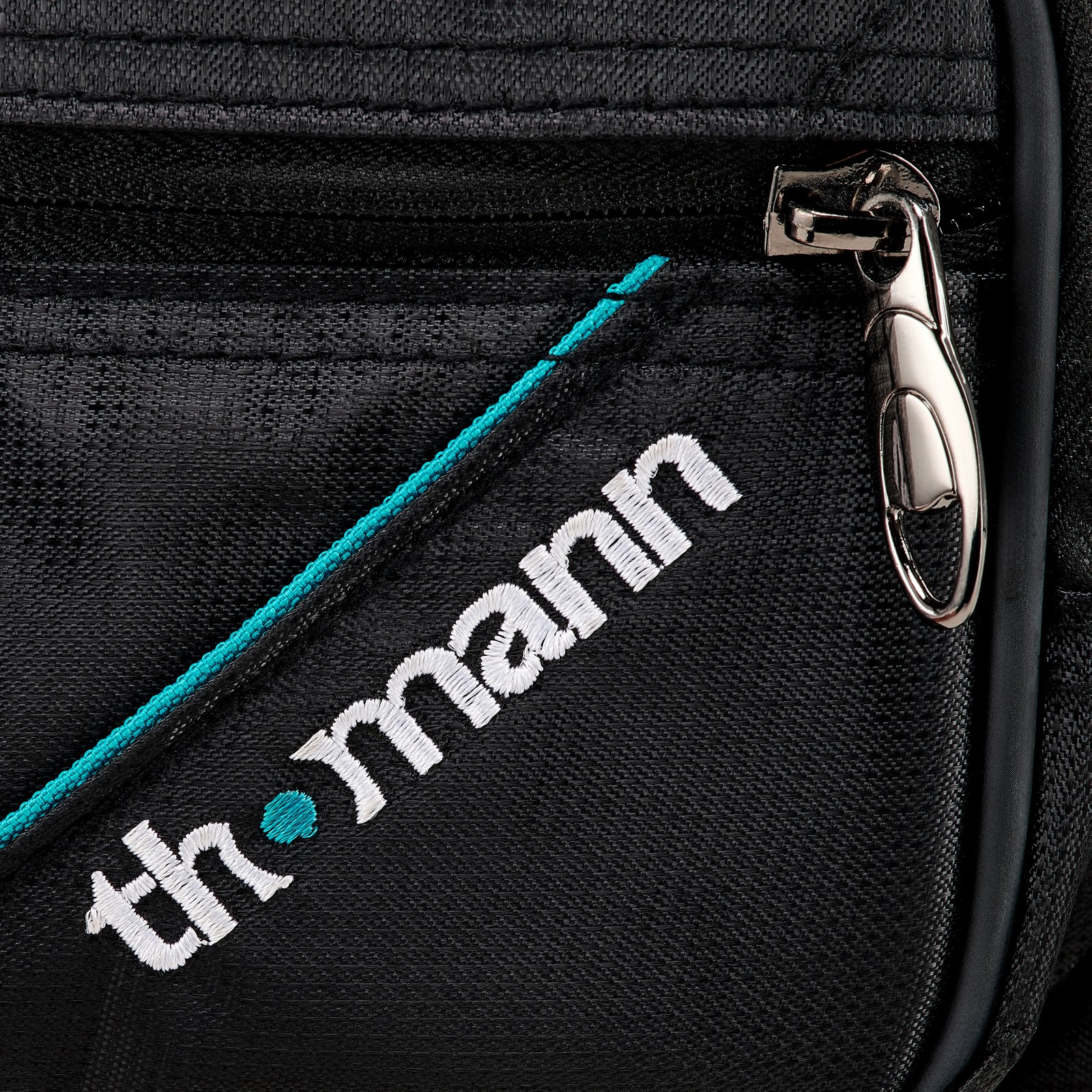 Thomann logo on the Voyager Tenor Trombone bag