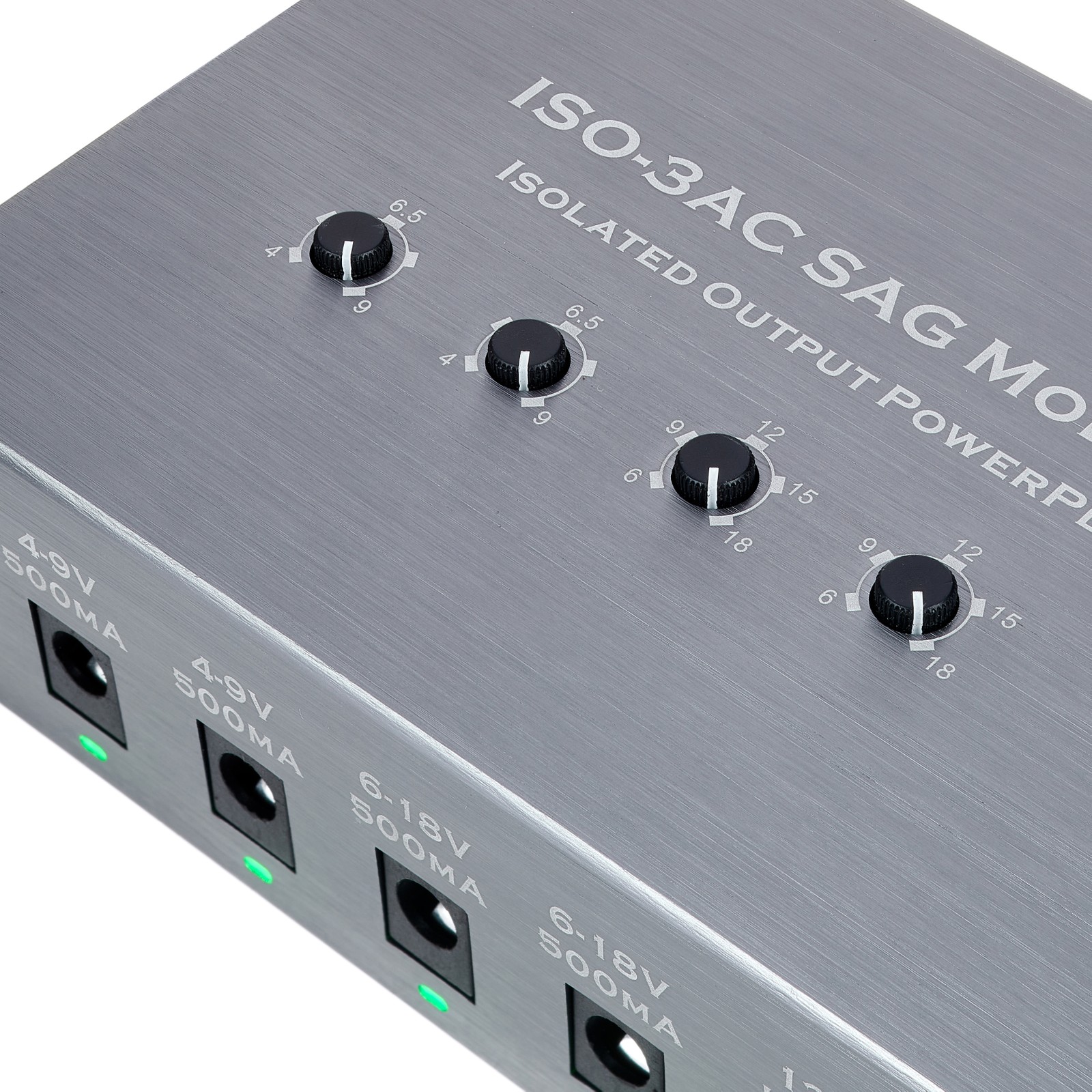 Spannungsauswahl des Harley Benton PowerPlant ISO-3AC SAG Modular 