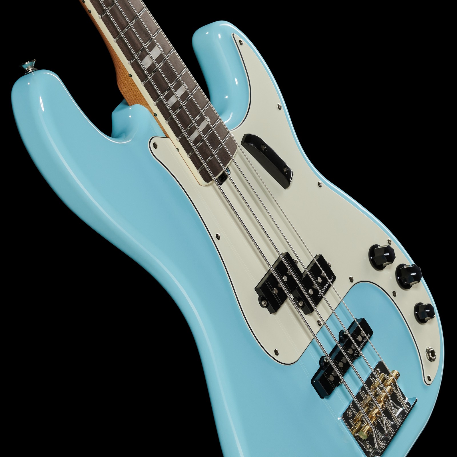 Erle Korpus des Harley Benton MV-4PJ Daphne Blue
