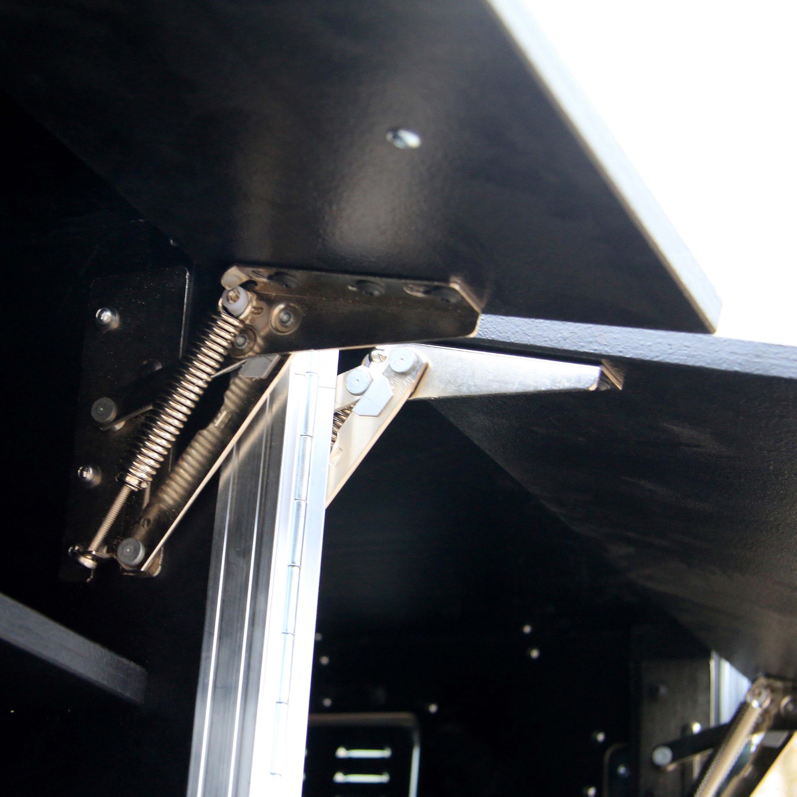 Detail des Thon Wardrobe Tour Case heavy