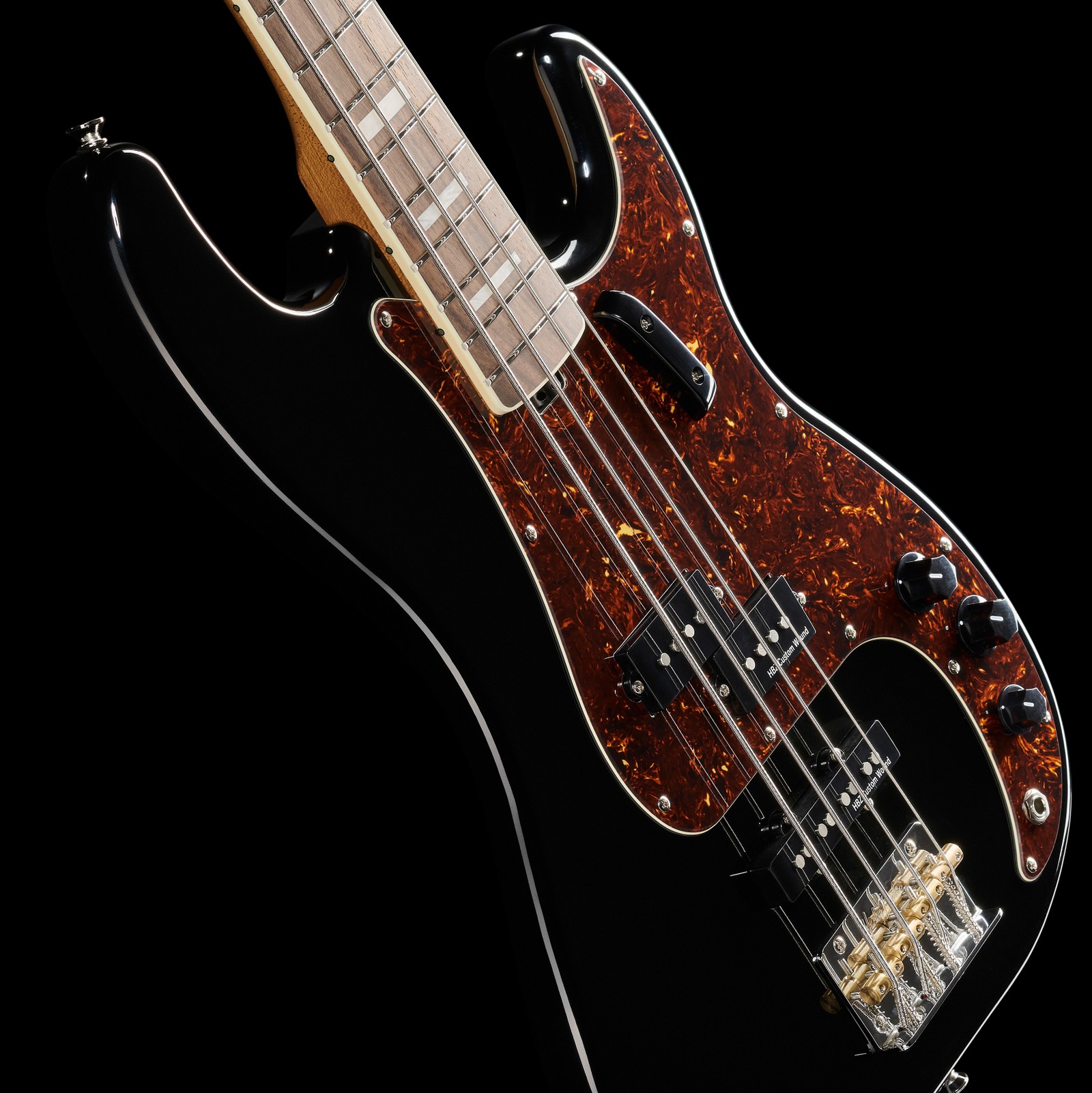 Erle Korpus des Harley Benton MV-4PJ Black