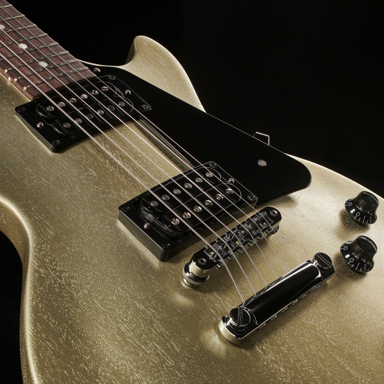 Decke mit Tonabnehmern der Gibson Les Paul Modern Lite GMS E-Gitarre