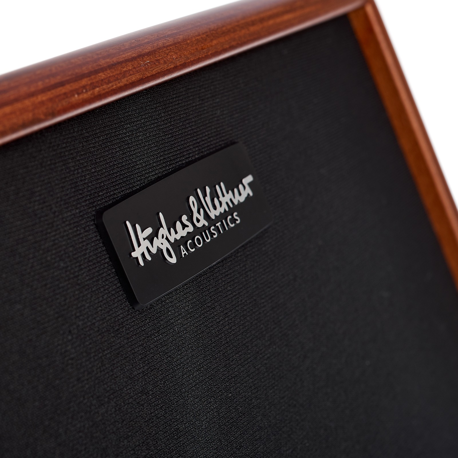 Hughes&Kettner logo on the ERA 2 Wood Acoustic Amplifier