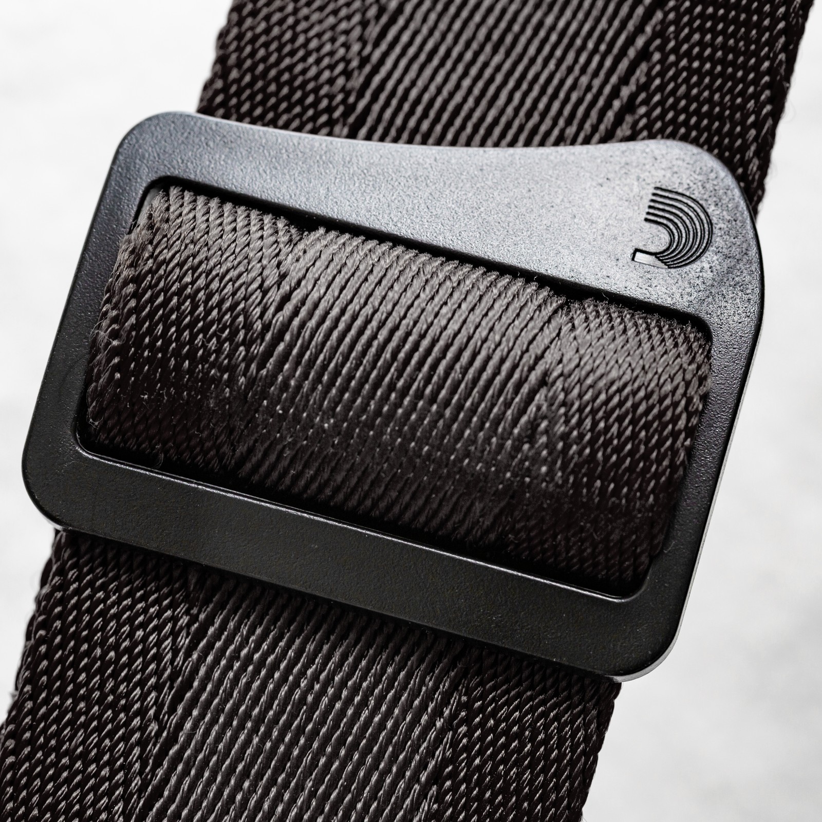 Gurtverstellung des D'Addario Auto Lock Strap BK