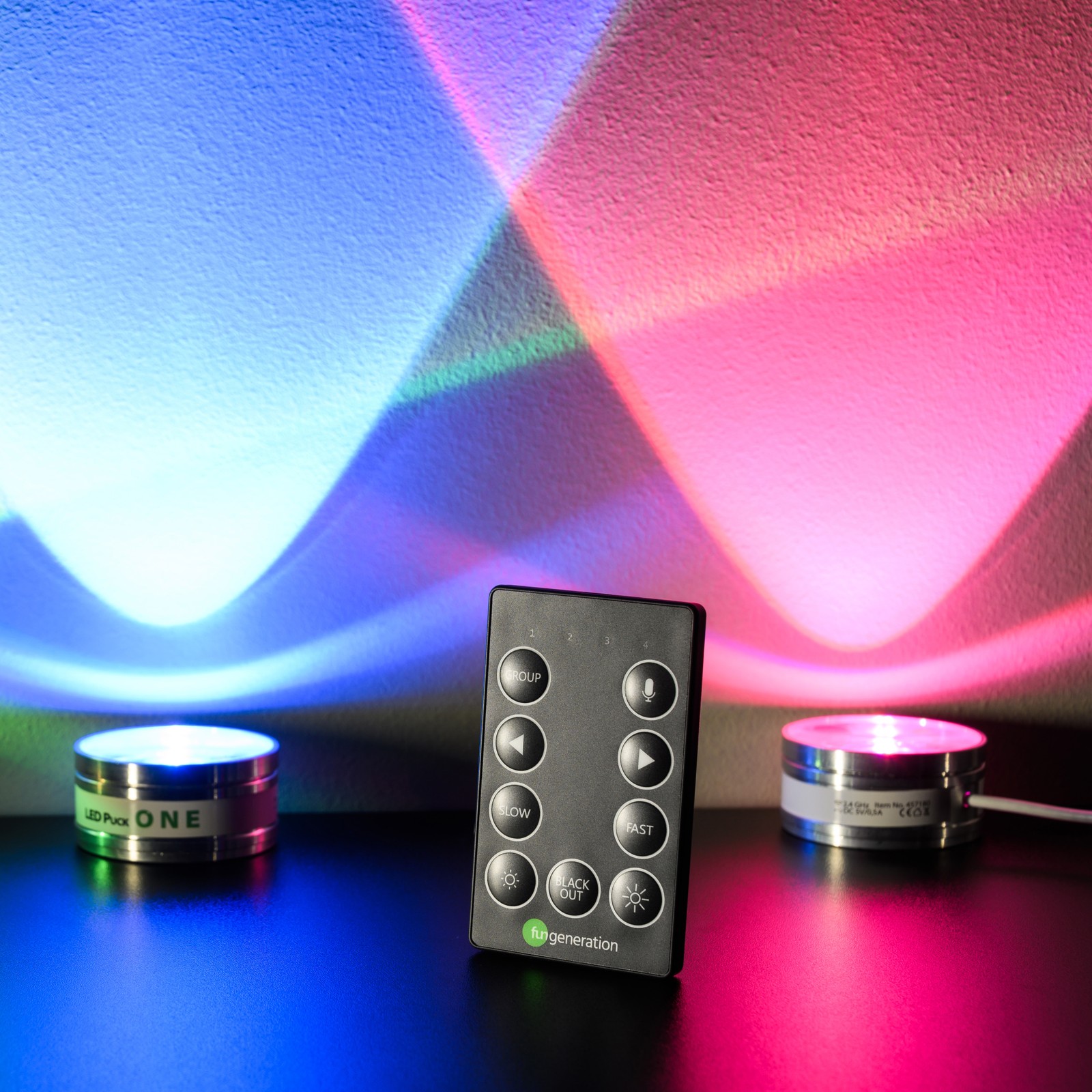 Fun Generation LED Puck ONE 2er Set LED-Leuchten im Einsatz mit Fernbedienung