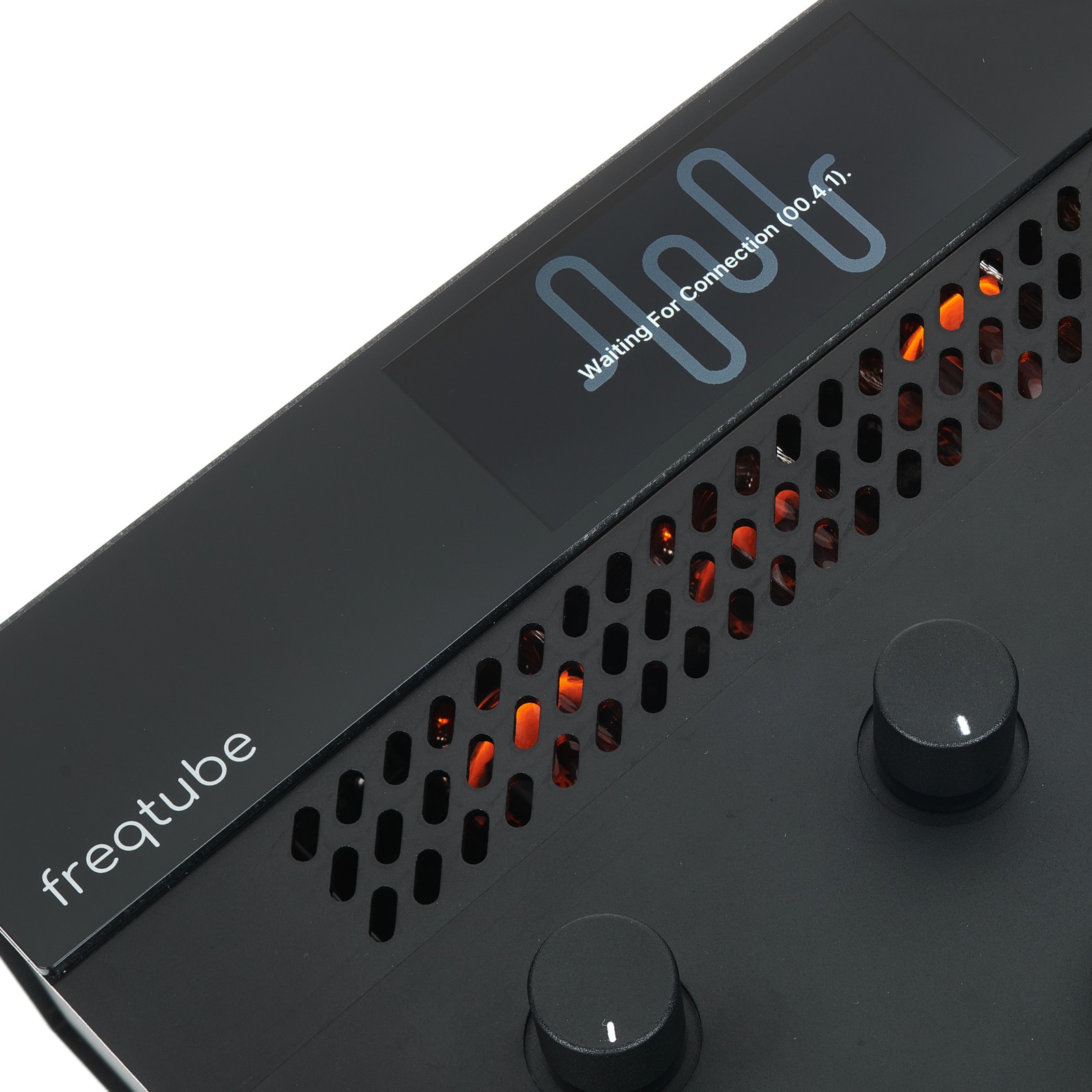 Leuchtende Röhren im freqport FT-1 freqtube