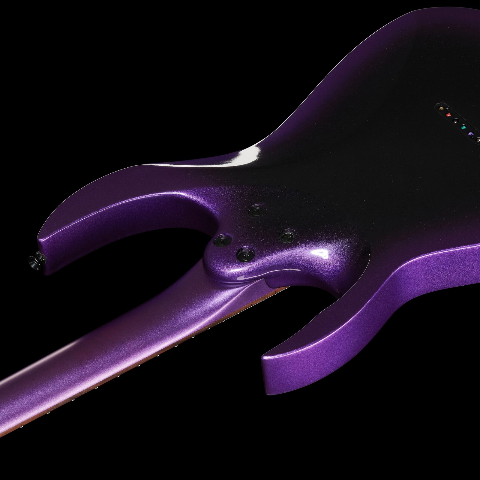 Neck transition of the Mooer GTRS Guitars Modern 800 DPP electric guitar with built-in GTRS system