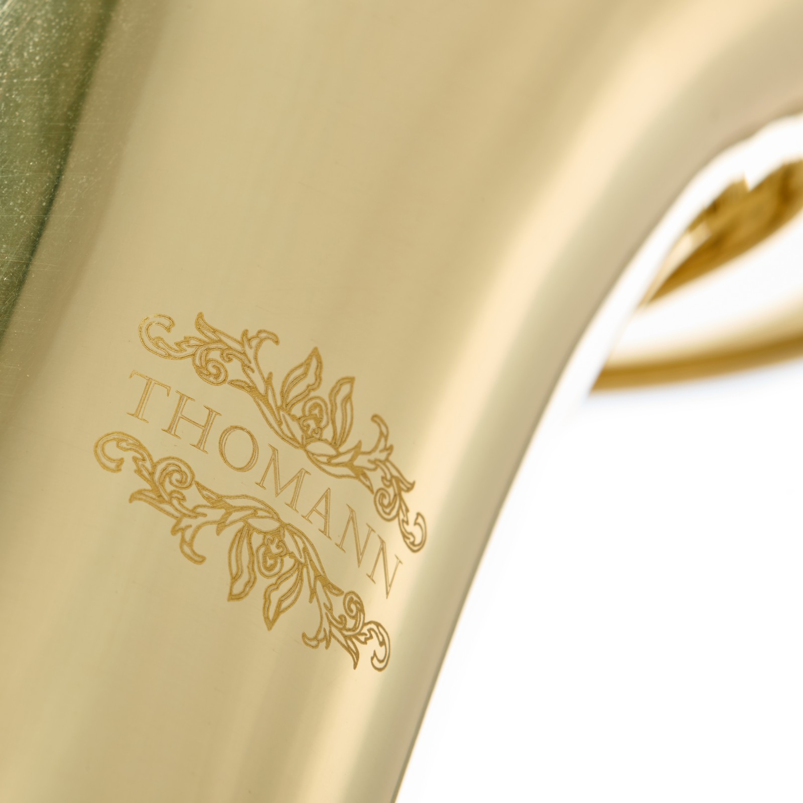 Thomann Tenorhorn Herstellergravur