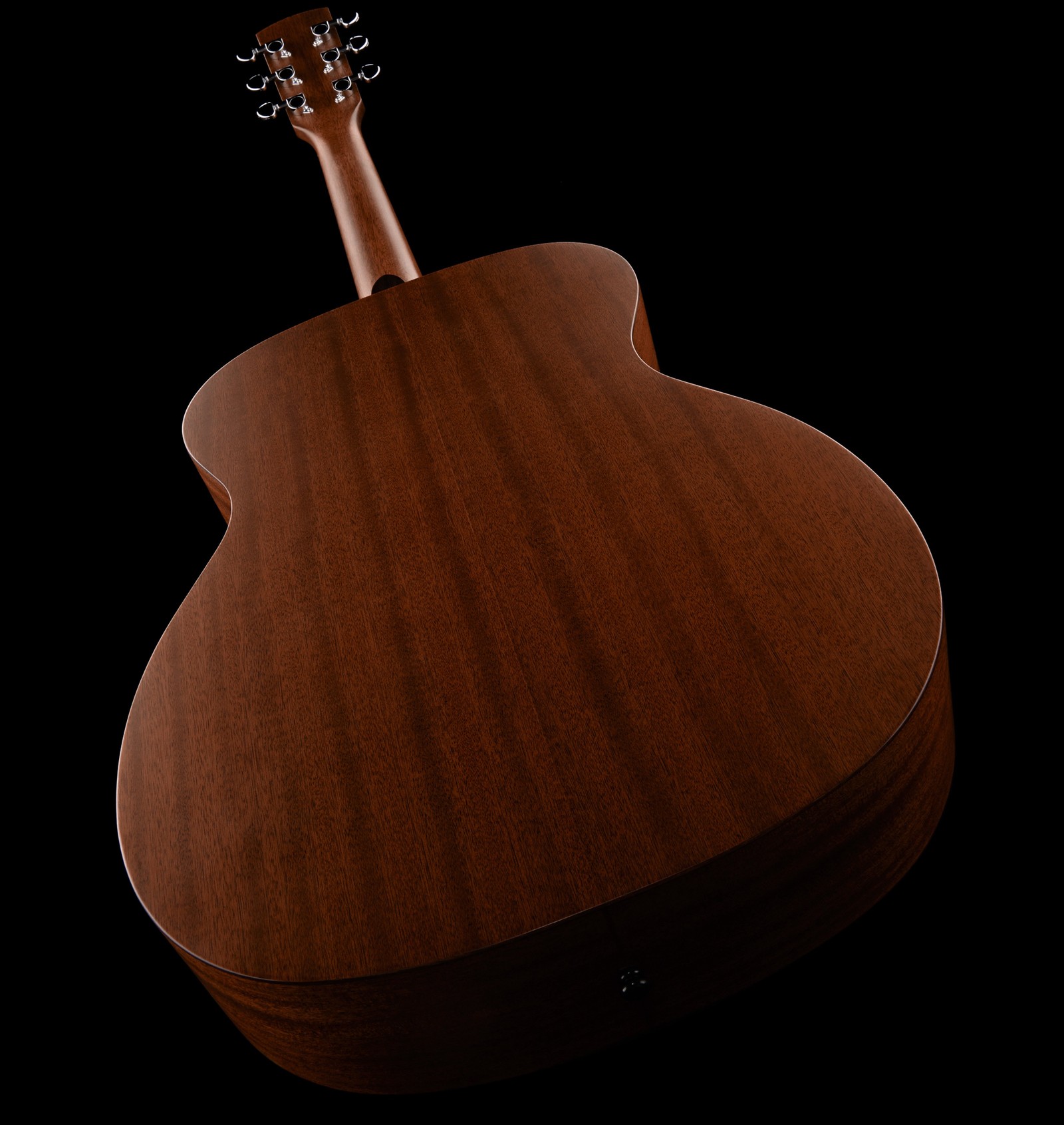 back of the sapele mahogany body of the Harley Benton Custom Line CLA-15M