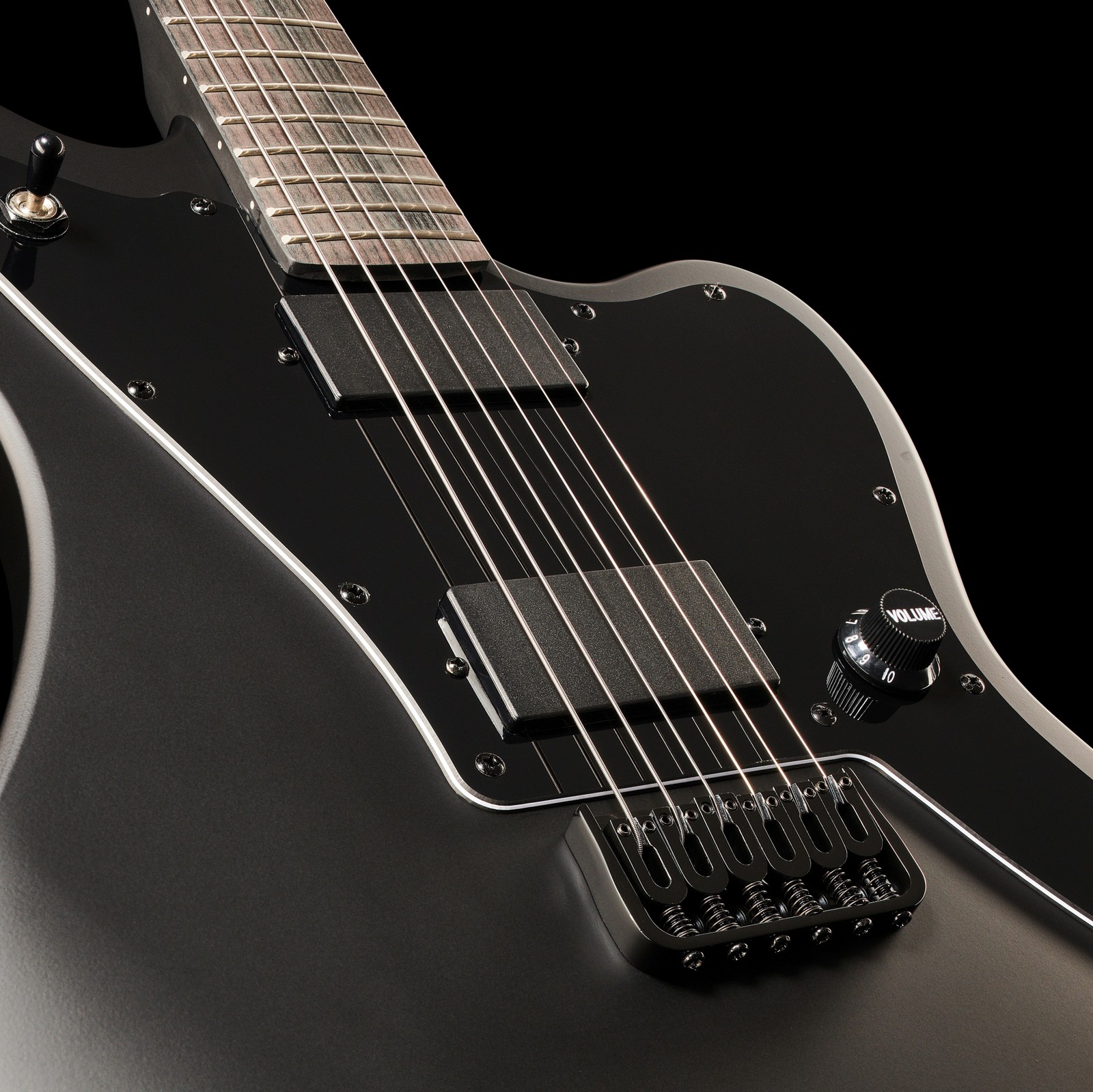 Aktive Humbucker Pickups auf der Harley Benton JA-20HH Active SBK