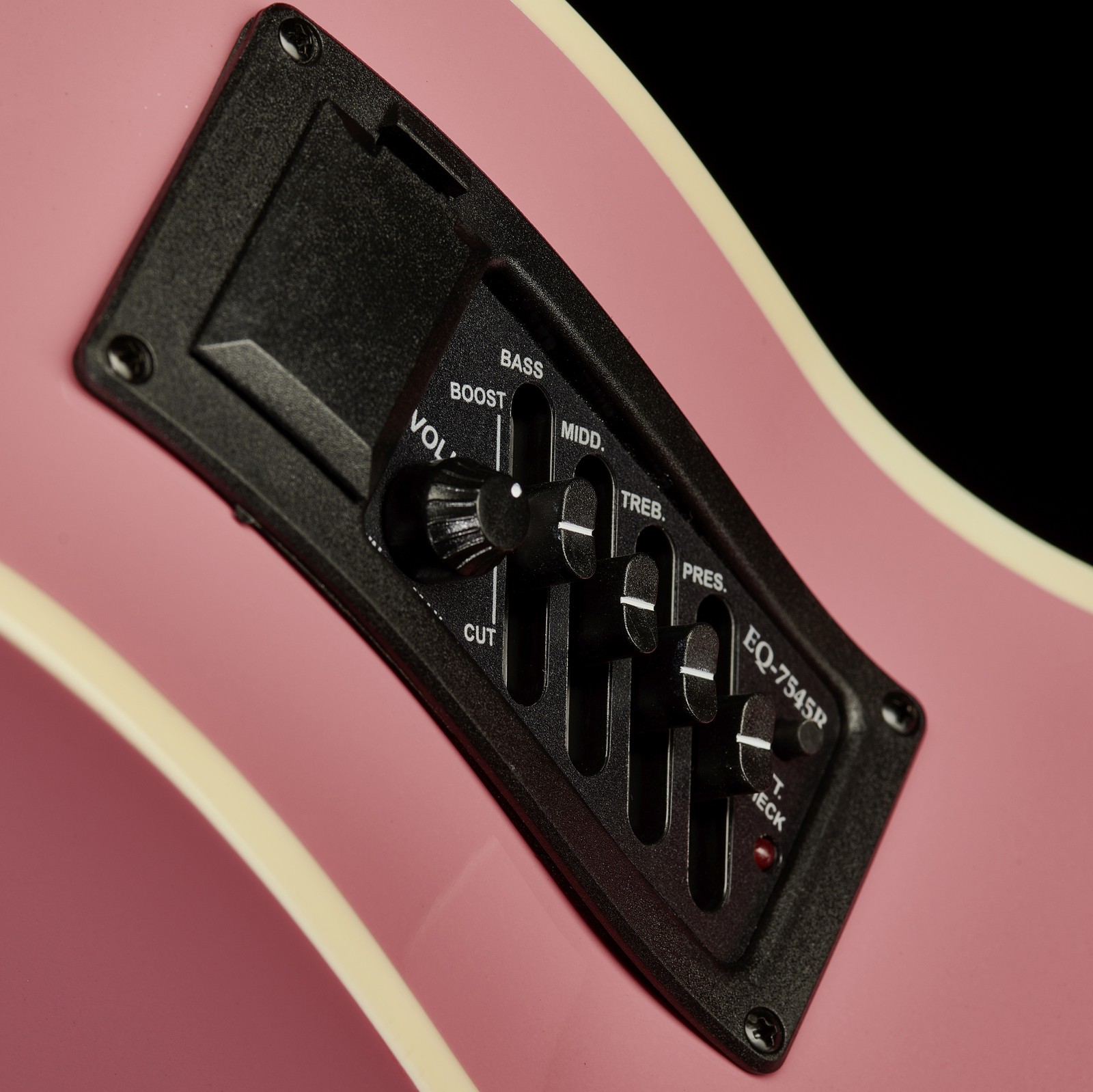 Preamp an der Harley Benton EAX-10 Pinky