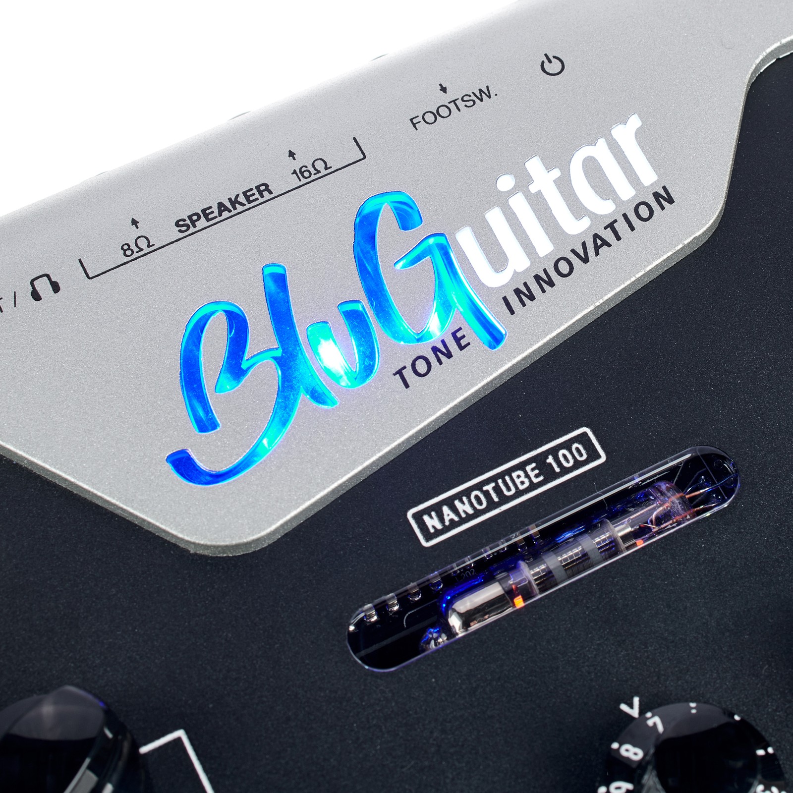 3　BulGuitar amp1 Amazon.com: BluGuitar AMP1 ME Mercury Edition 100-Watt 4