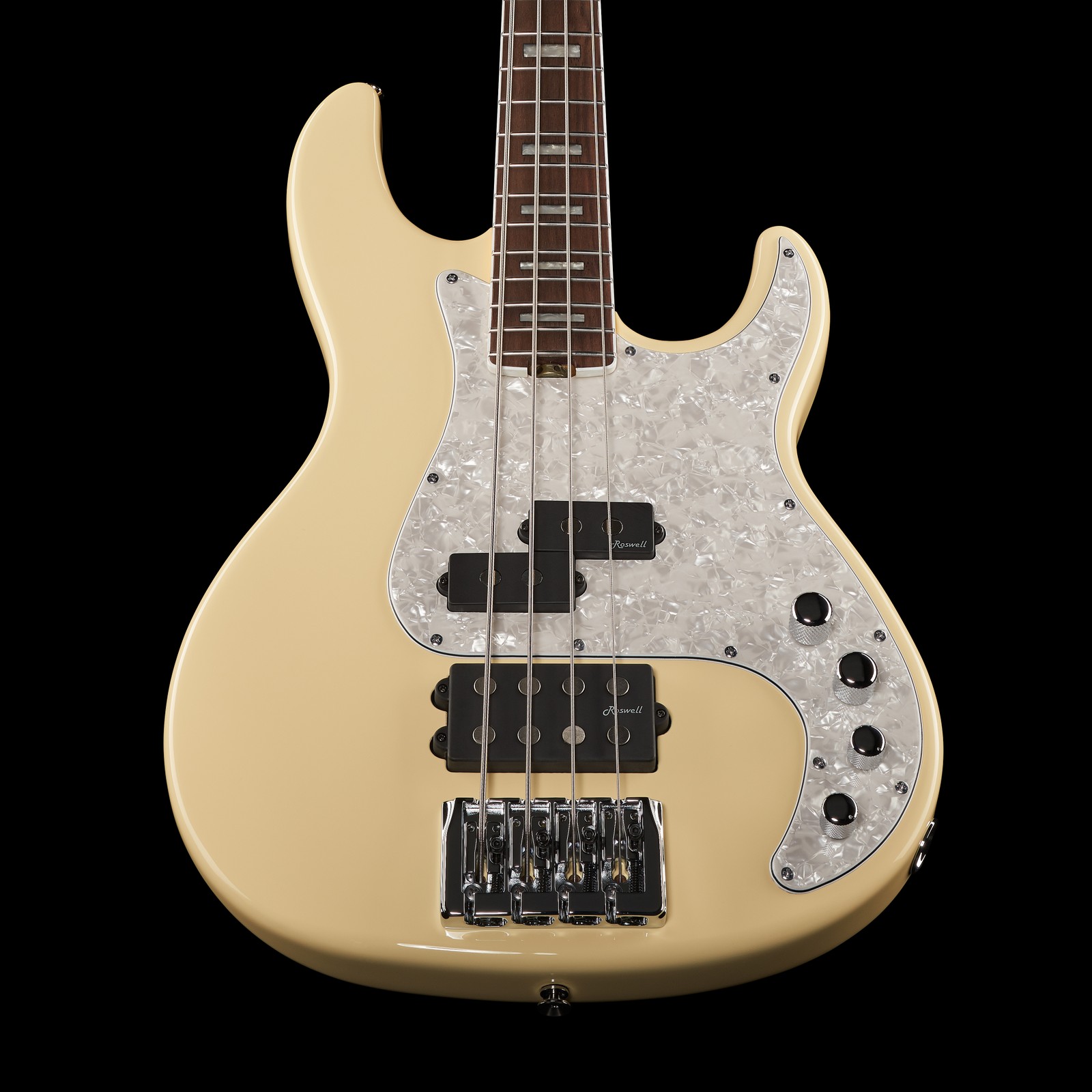 Humbucker und Splitcoil auf der Decke des Harley Benton Enhanced MP-4EB Creme