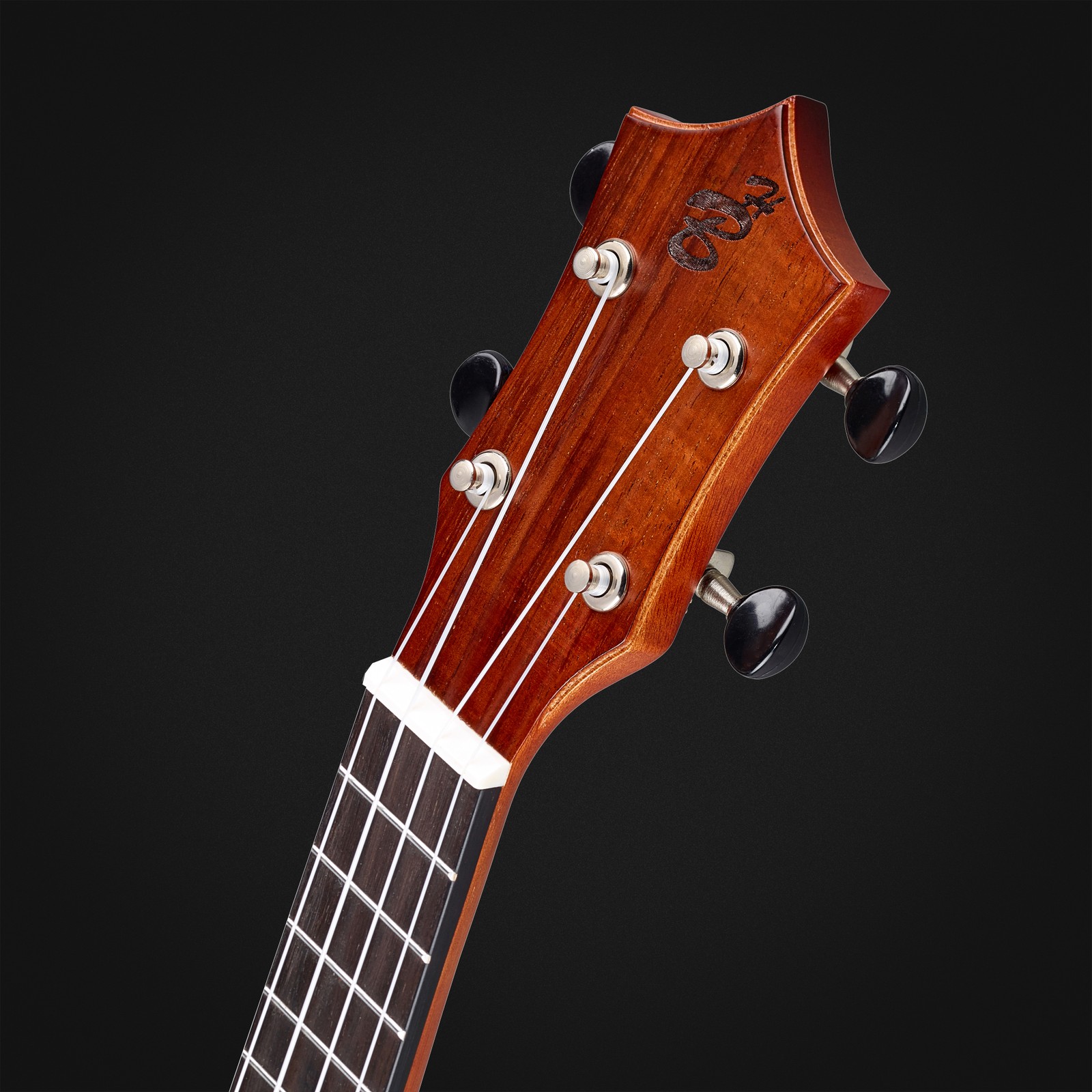 Kopfplatte der Harley Benton Hawaii Koa Soprano Ukulele