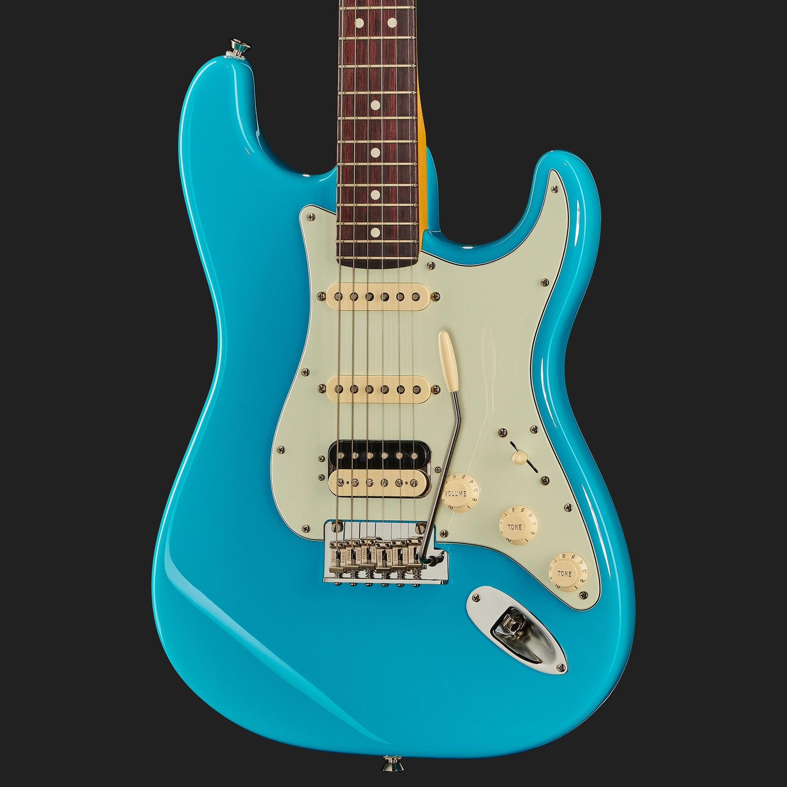 Korpus Vorderseite der Fender AM Pro II Strat HSS MBL E-Gitarre