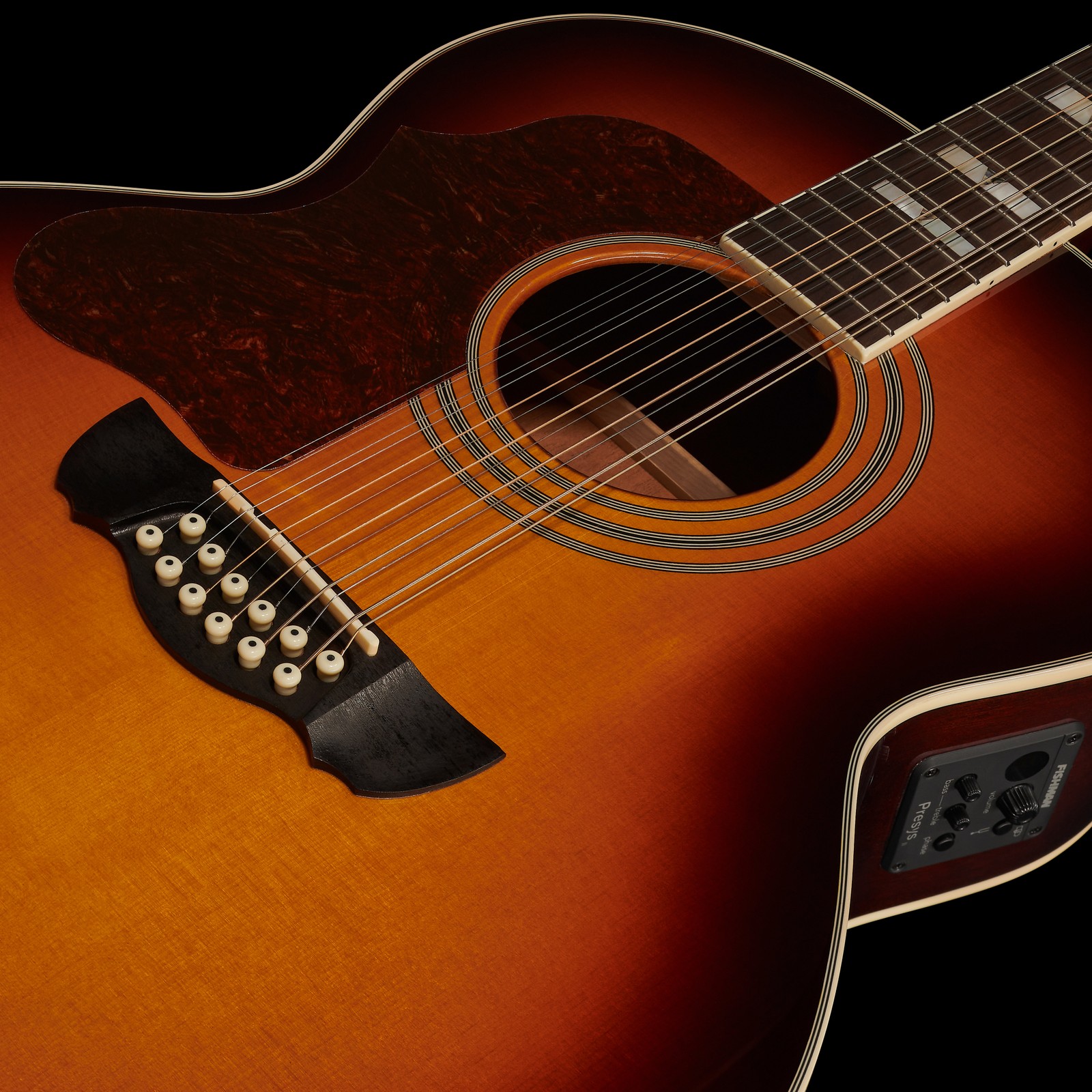 Decke der Harley Benton Custom Line CLJ-412E LH SB 12-Saiter Westerngitarre mit Tonabnehmer