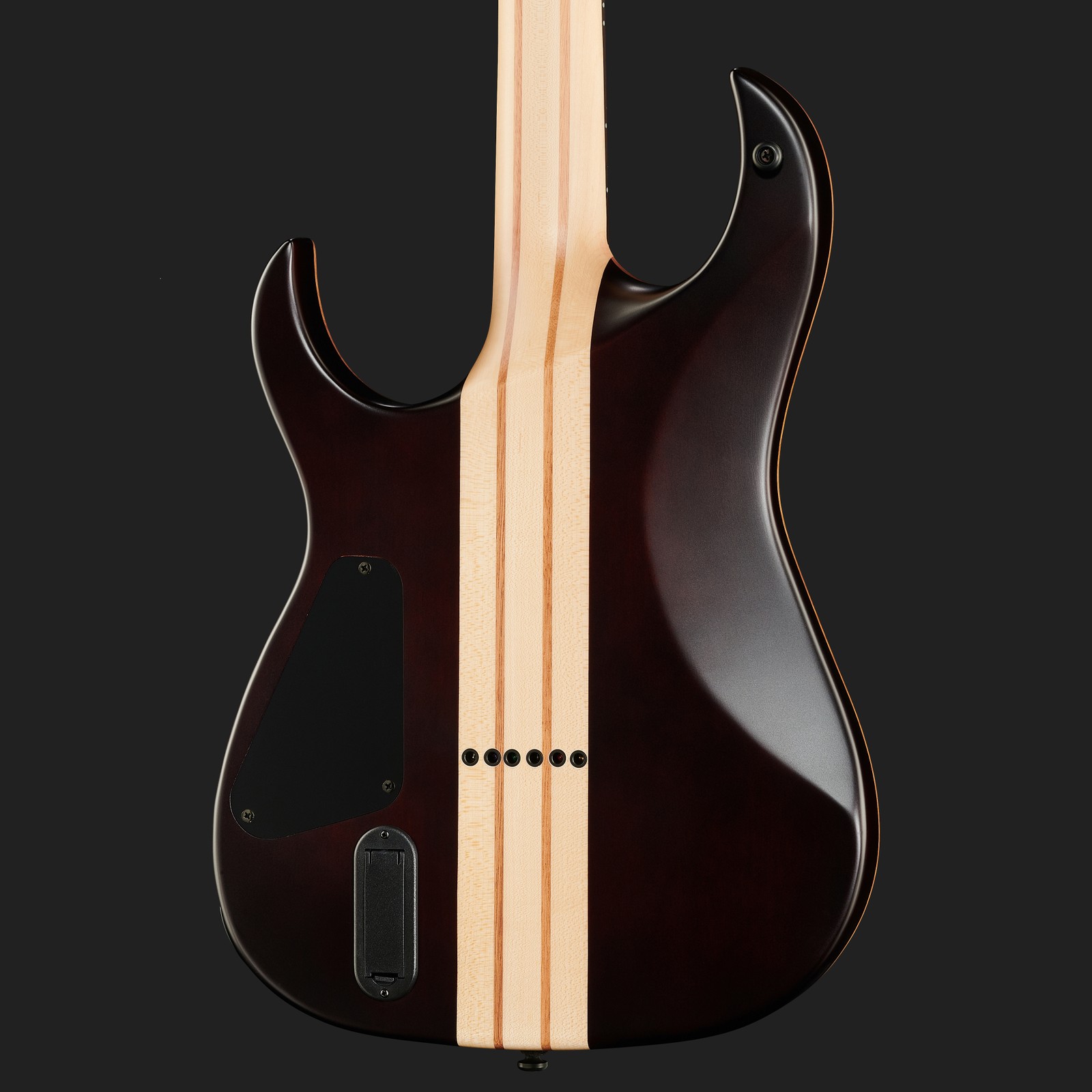 Durchgehender mehrstreifiger Hals auf der Rückseite der Harley Benton Amarok-6 BKRD Quilted Burst