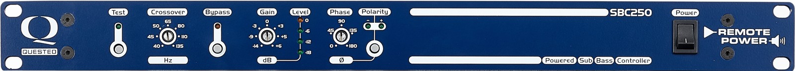 Vue de face de l'amplificateur de caisson de basses Quested SB10R 19 pouces