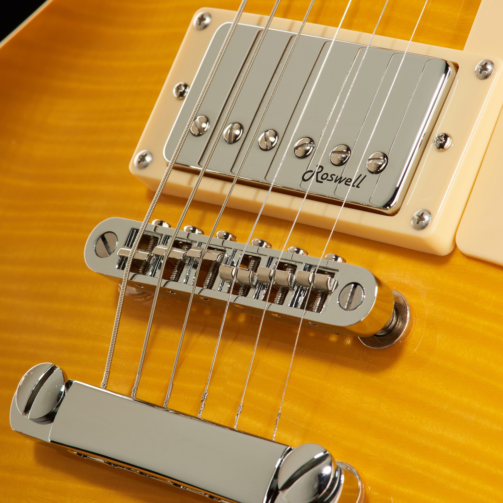 Roswell Humbucker mit AlNiCo-V Magneten auf der Harley Benton SC-450Plus LD Vintage Series