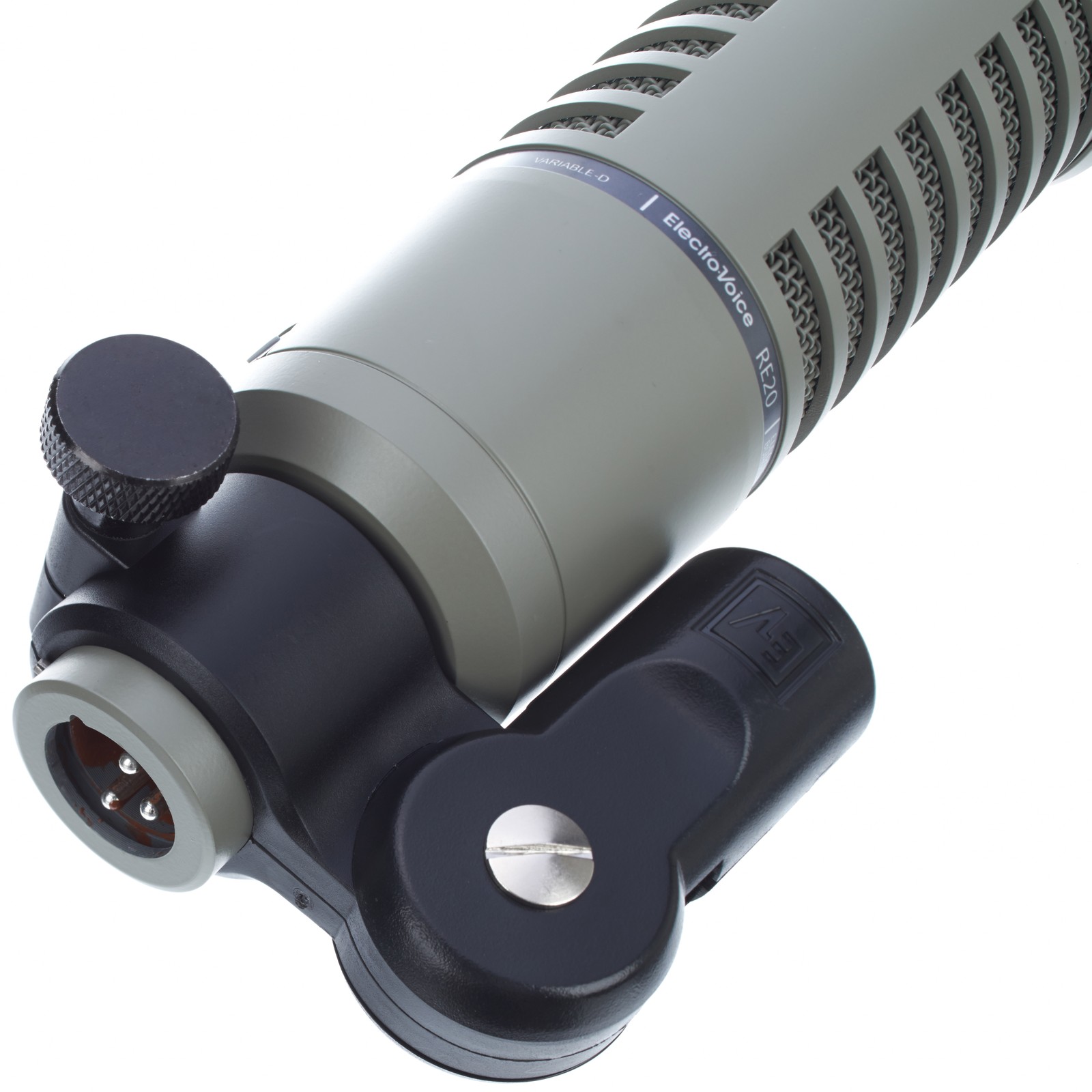 Klemme und XLR-Anschluss des EV RE20 RE-Series Dynamisches Großmembran-Mikrofon