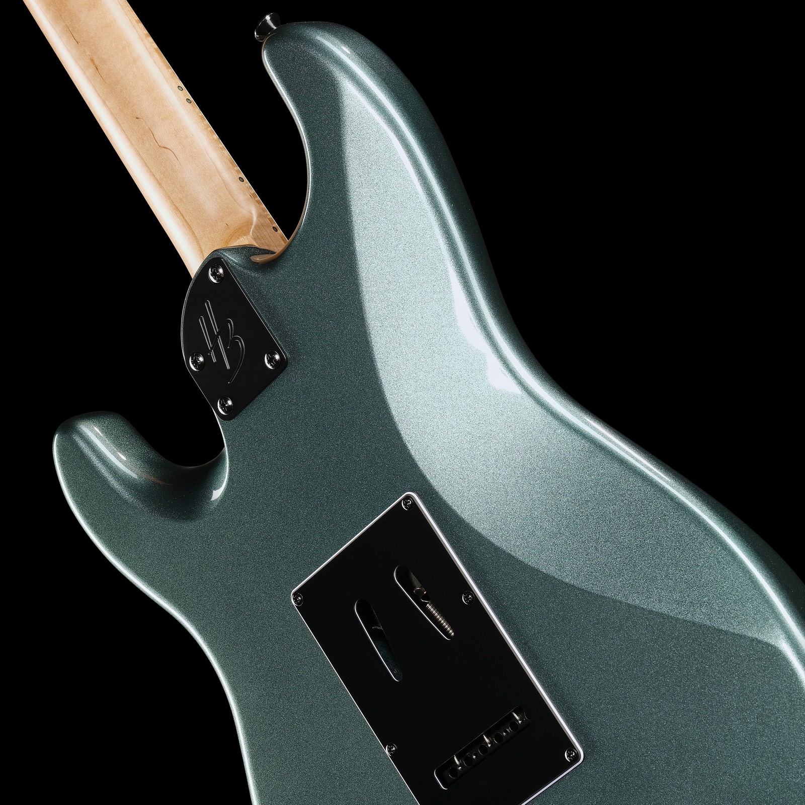 Geschraubter Hals auf der Rückseite der Harley Benton ST-Modern Plus MN HSS GMB