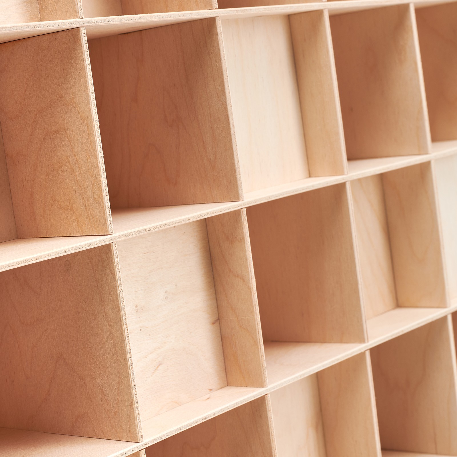 Diffusor aus Birkensperrholz