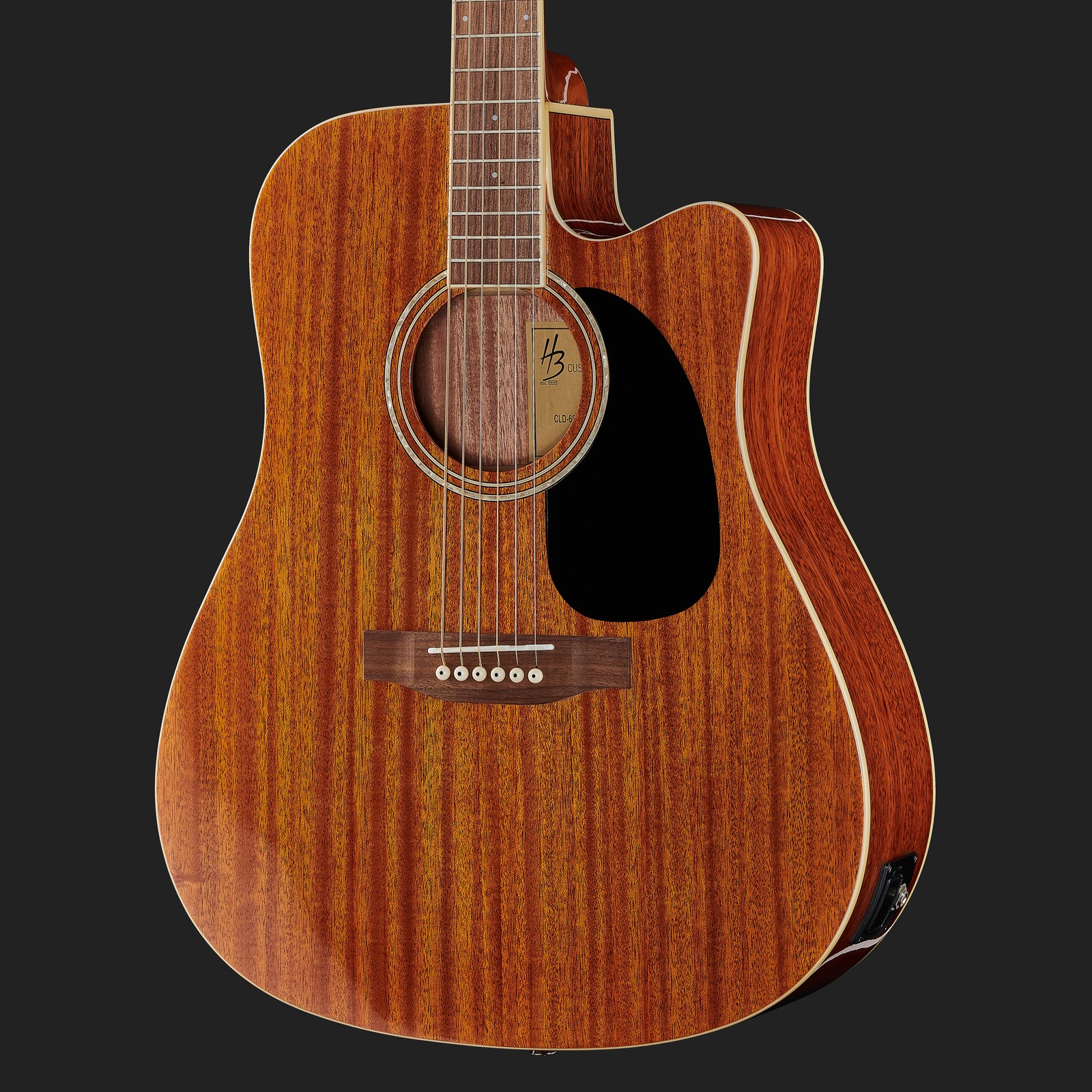 Korpus der Harley Benton CLD-60SMCE NT Westerngitarre mit Tonabnehmer